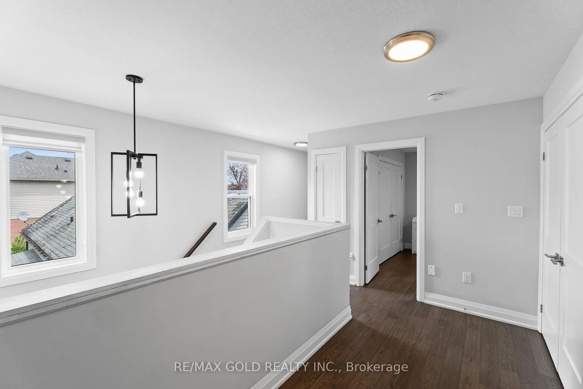 Photo 32 of 42 Fifth Avenue, Kitchener — HOMEH