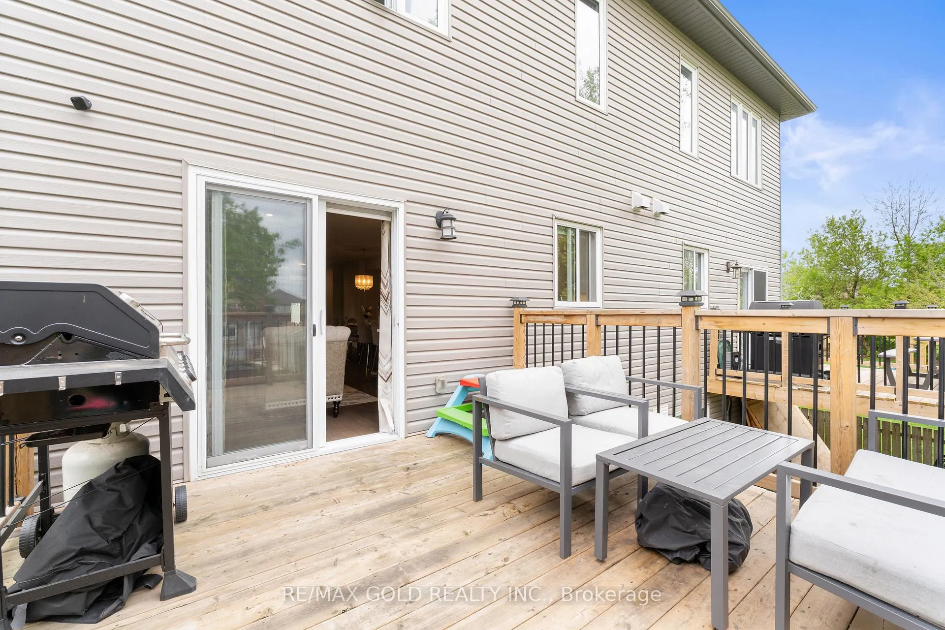 Photo 42 of 42 Fifth Avenue, Kitchener — HOMEH