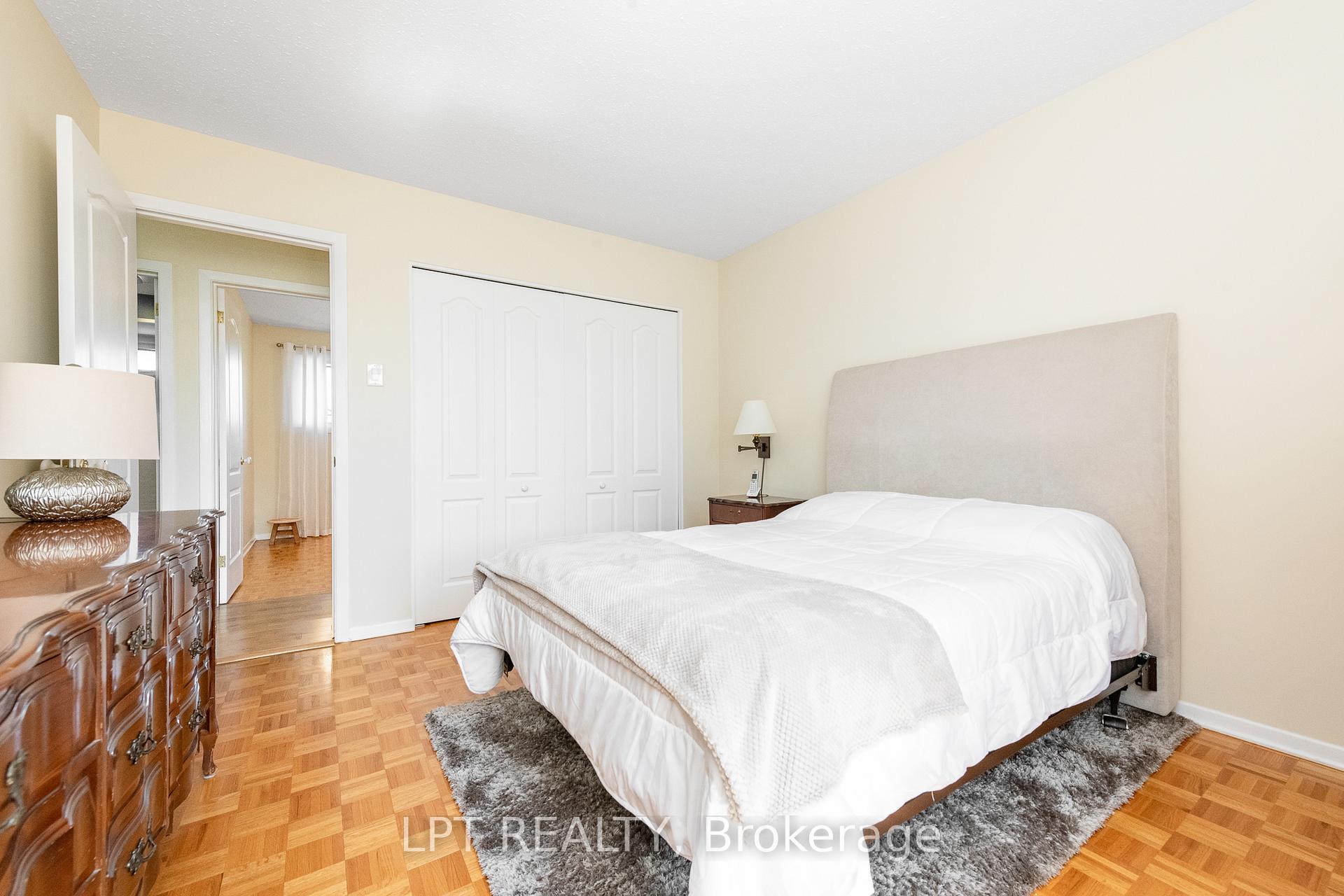 Photo 12 of 3307 Kodiak Street, Ottawa, South Keys — HOMEH