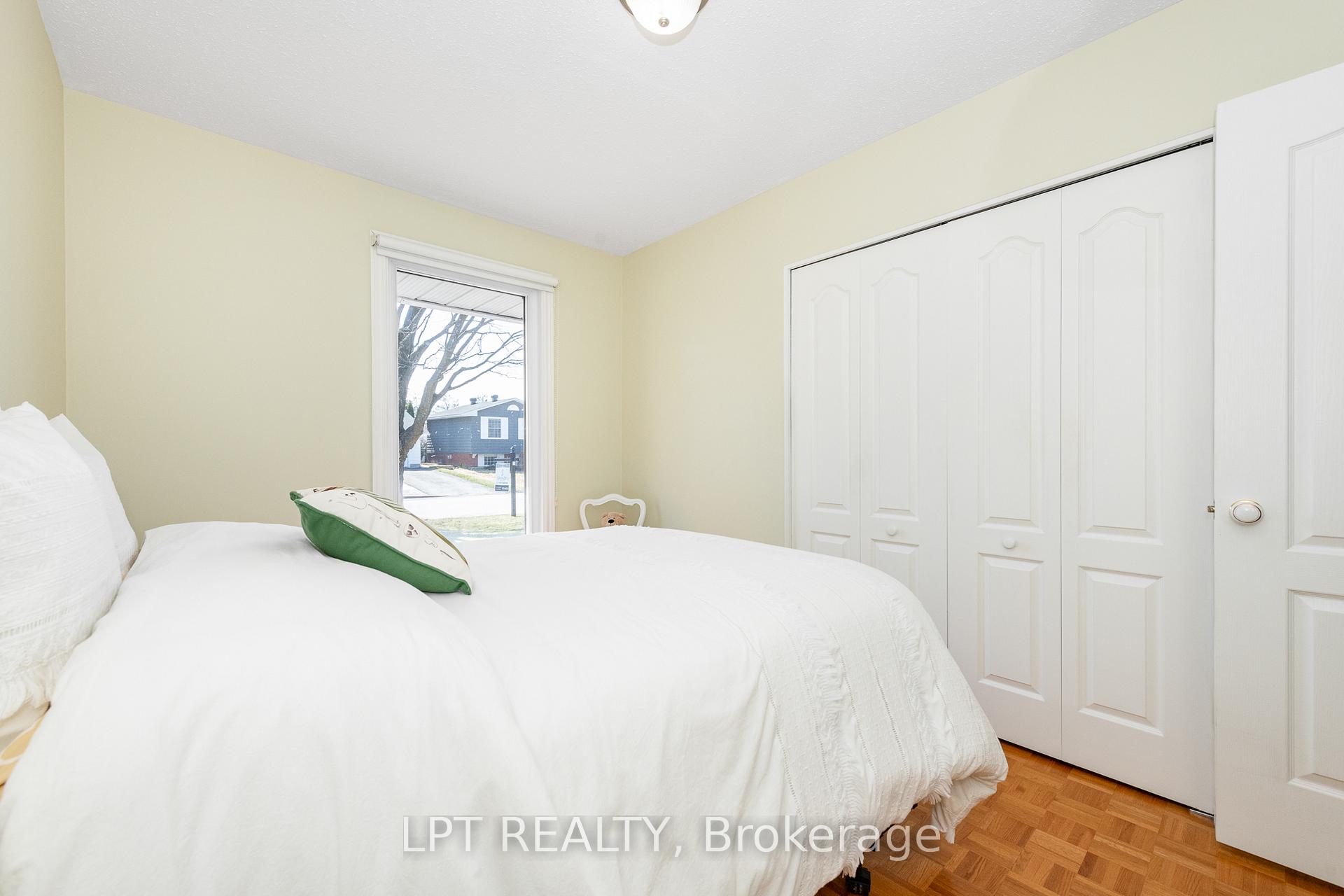 Photo 16 of 3307 Kodiak Street, Ottawa, South Keys — HOMEH