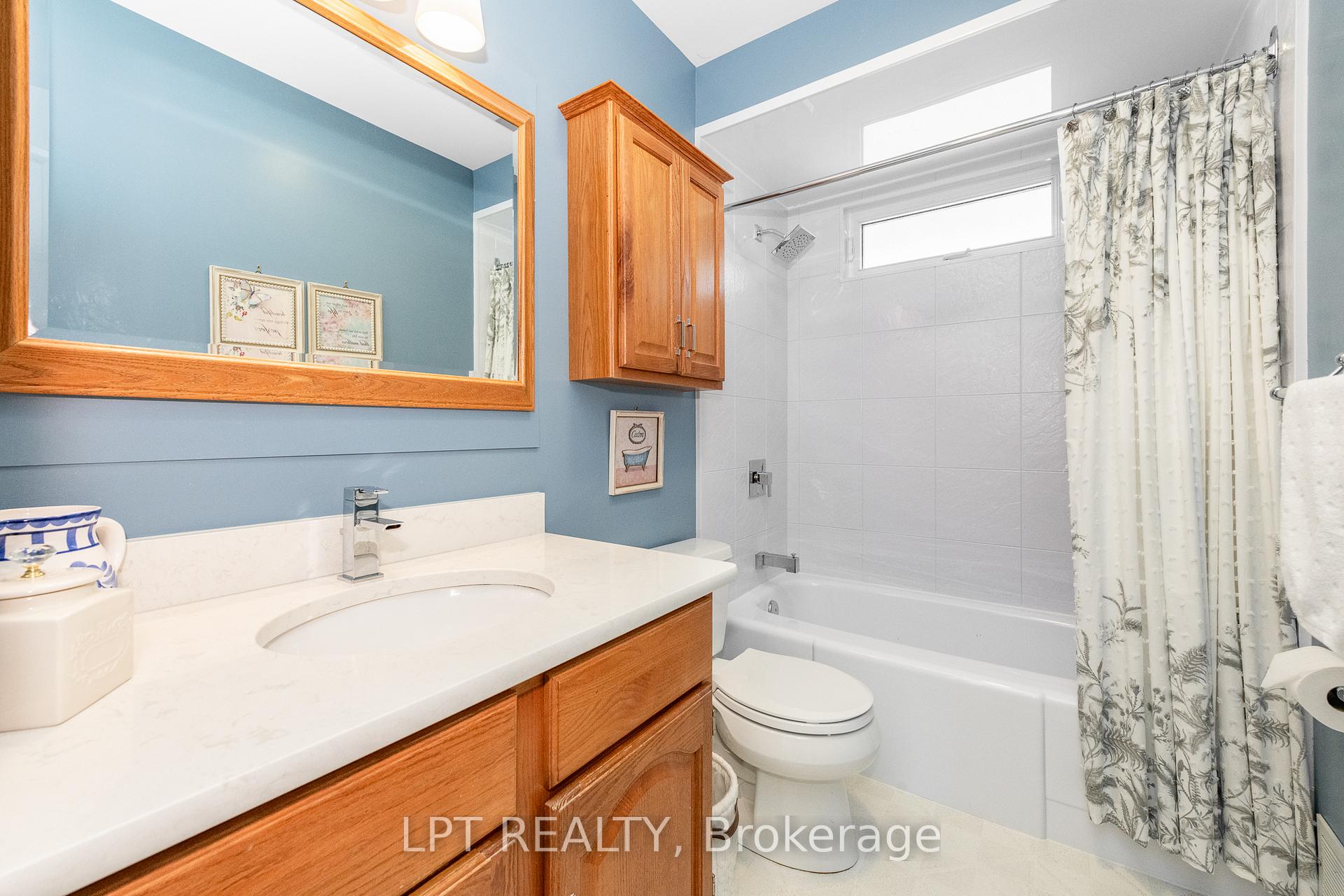 Photo 17 of 3307 Kodiak Street, Ottawa, South Keys — HOMEH