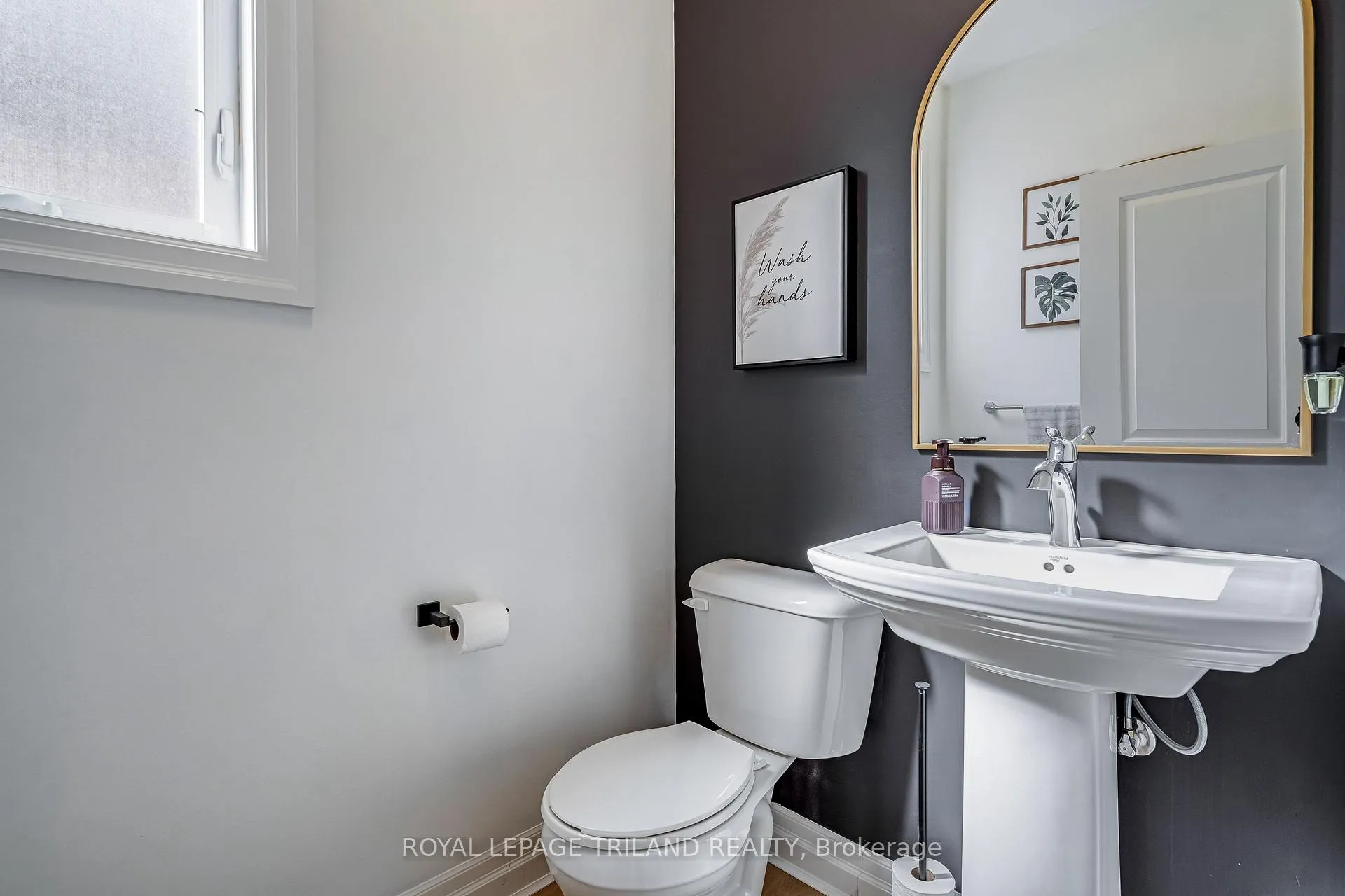 Photo 20 of 706 Bennett Crescent, Strathroy-Caradoc, Rural Strathroy-Caradoc — HOMEH