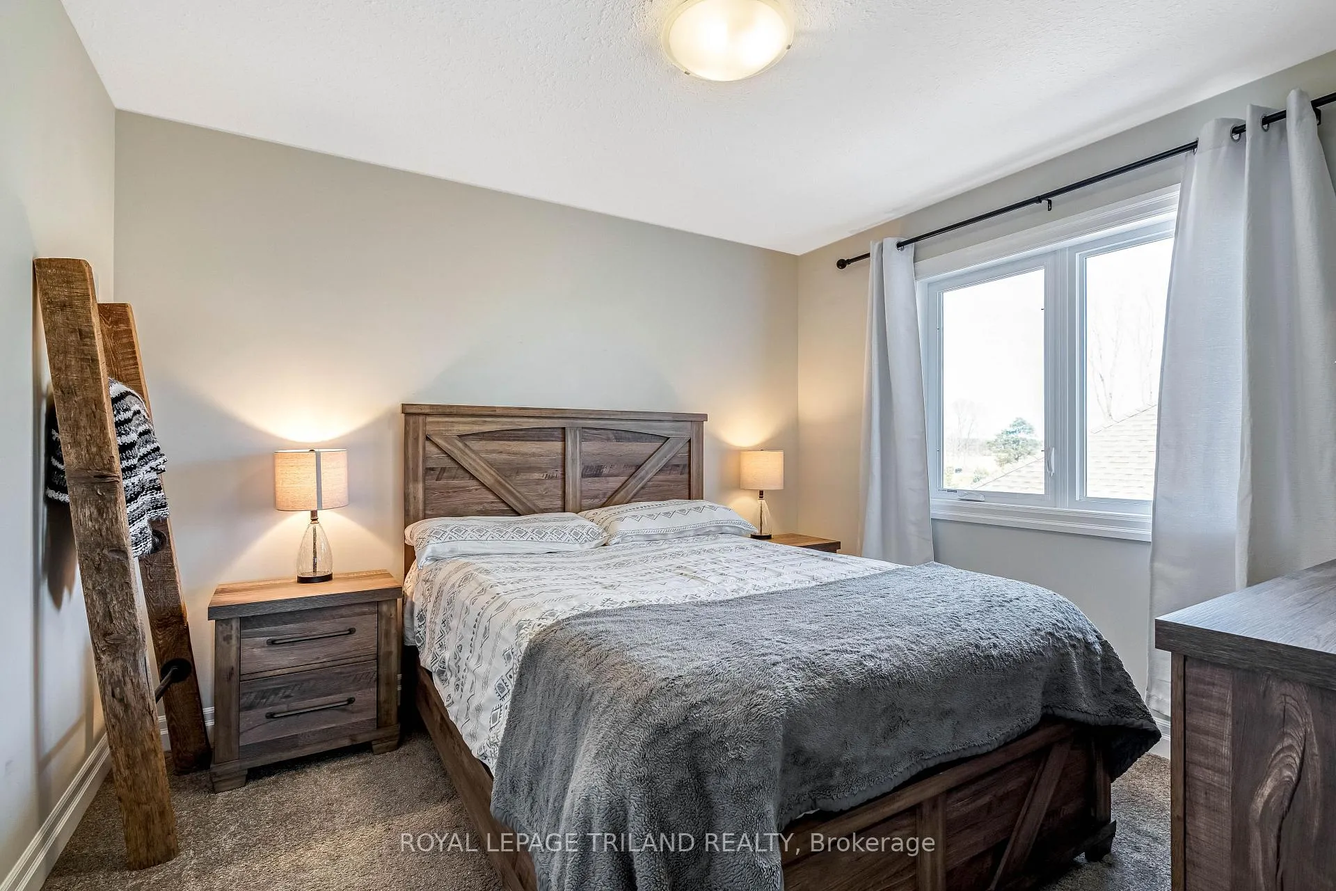 Photo 29 of 706 Bennett Crescent, Strathroy-Caradoc, Rural Strathroy-Caradoc — HOMEH