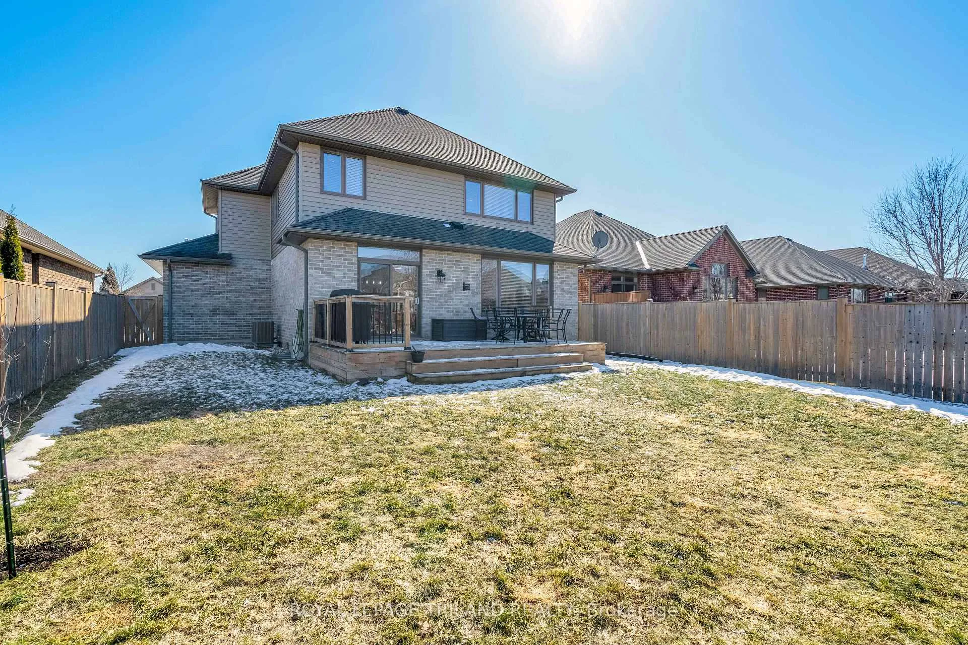 Photo 42 of 706 Bennett Crescent, Strathroy-Caradoc, Rural Strathroy-Caradoc — HOMEH