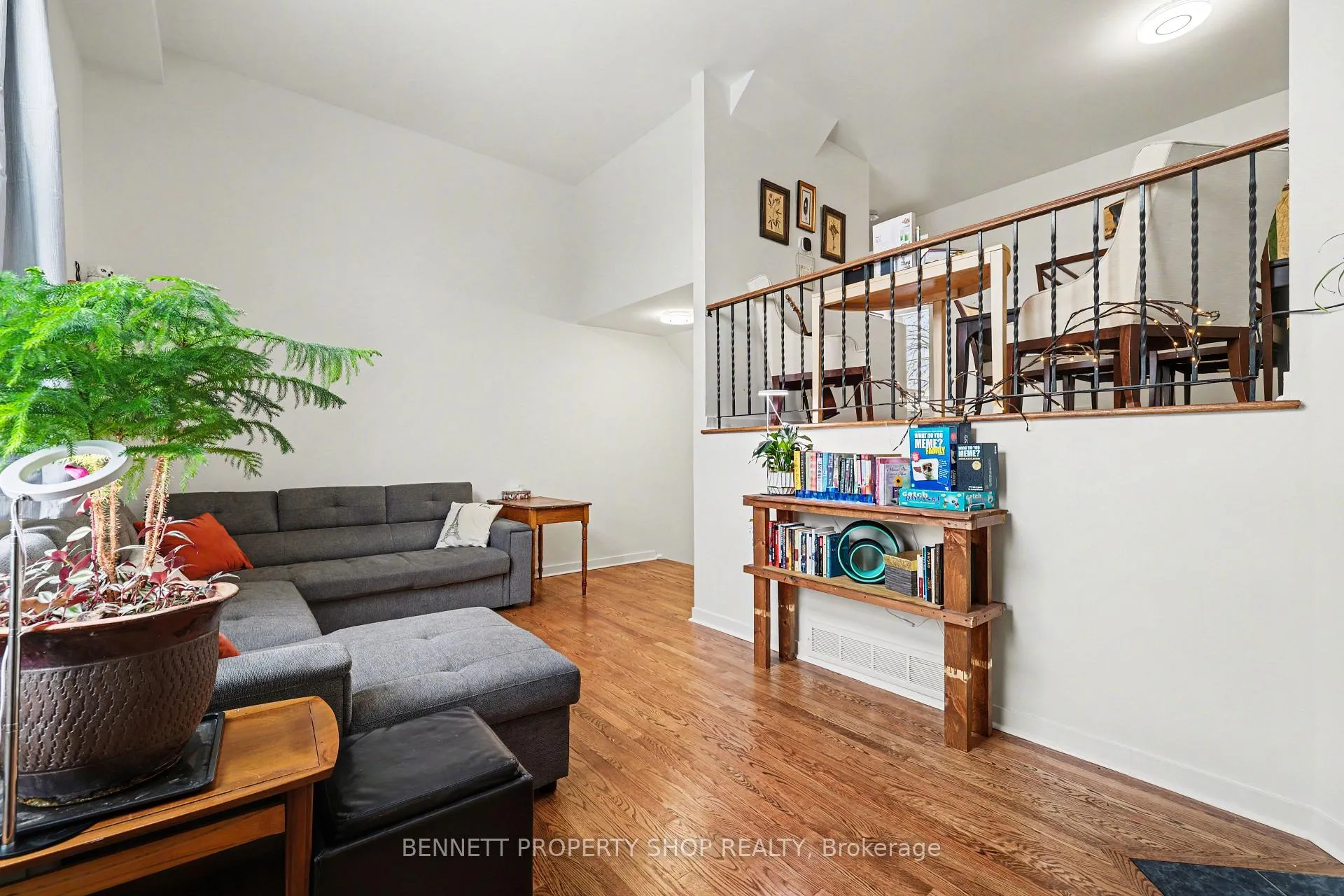 Photo 4 of Unit 18, 3205 Uplands Drive, Ottawa, Hunt Club Woods — HOMEH