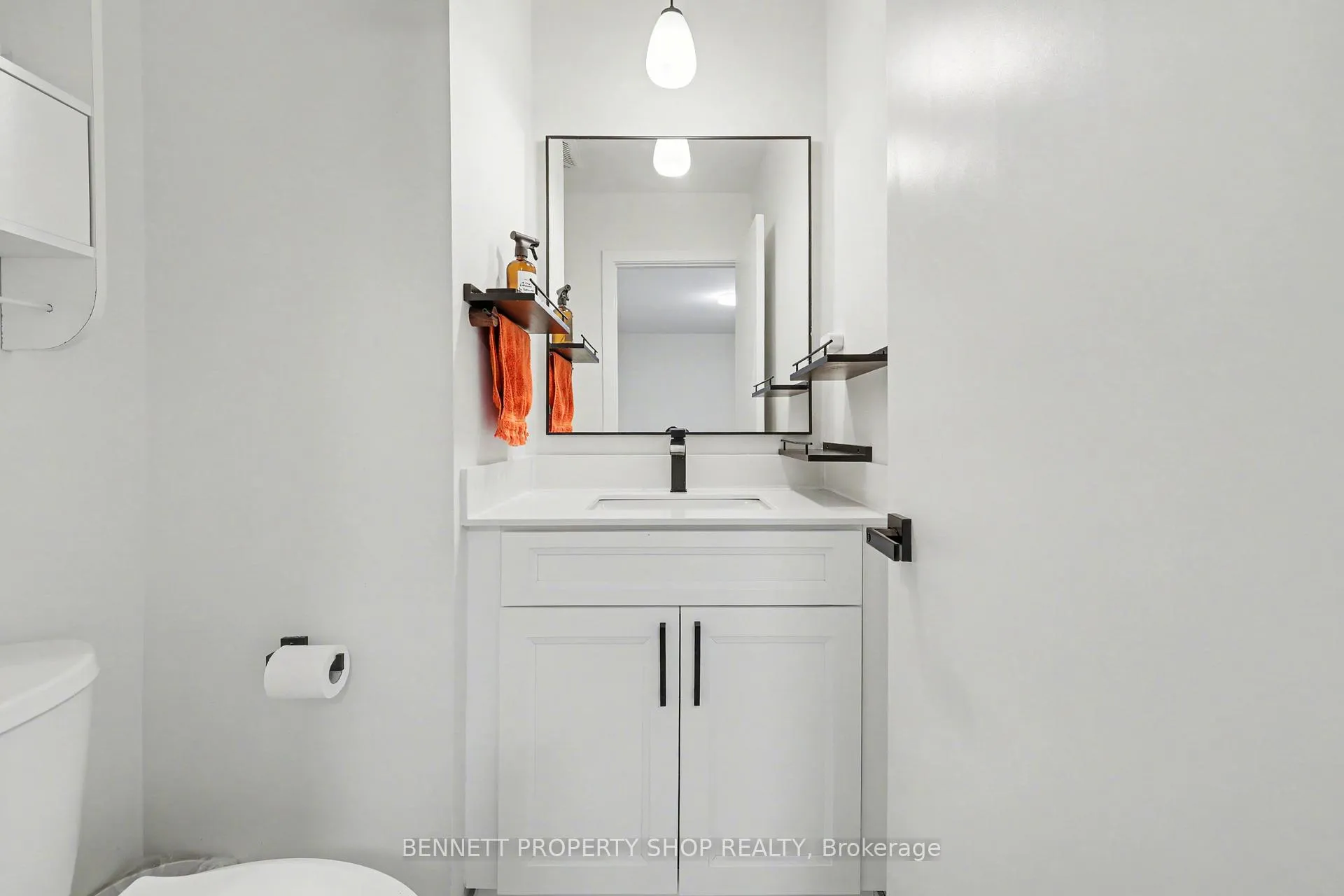Photo 12 of Unit 18, 3205 Uplands Drive, Ottawa, Hunt Club Woods — HOMEH