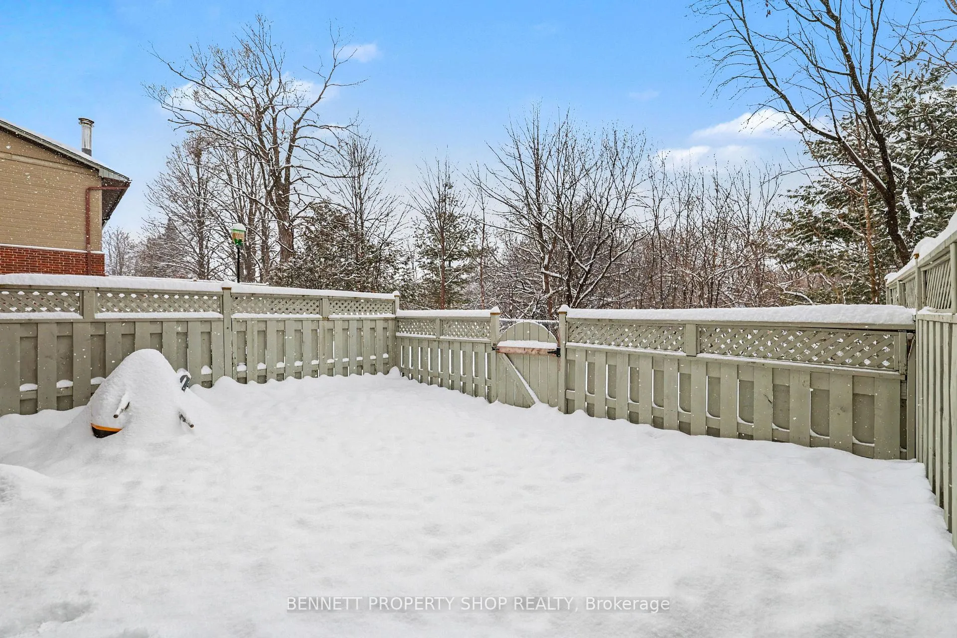 Photo 18 of Unit 18, 3205 Uplands Drive, Ottawa, Hunt Club Woods — HOMEH