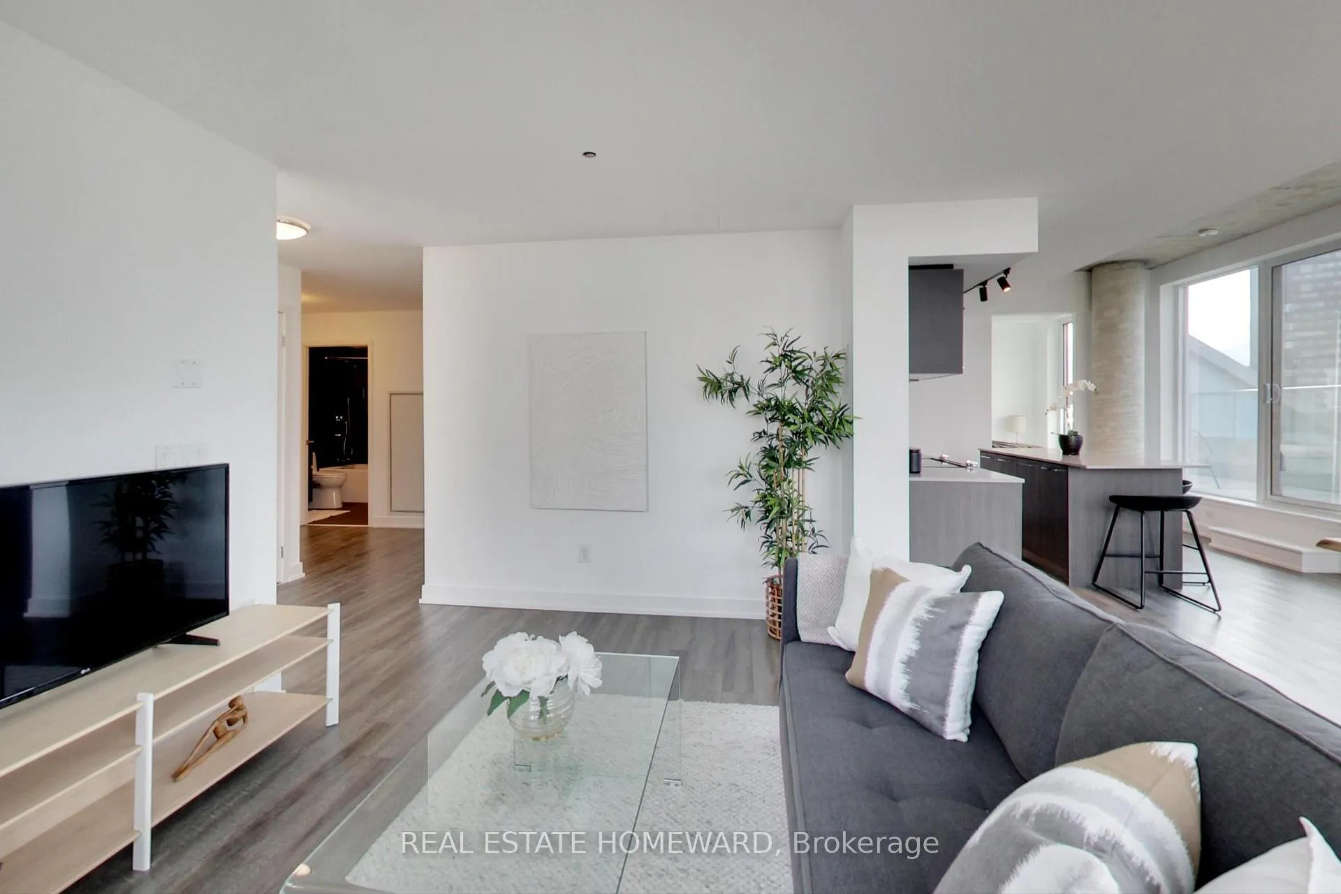 Photo 6 of Unit 1113, 30 Baseball Place, Toronto, South Riverdale — HOMEH