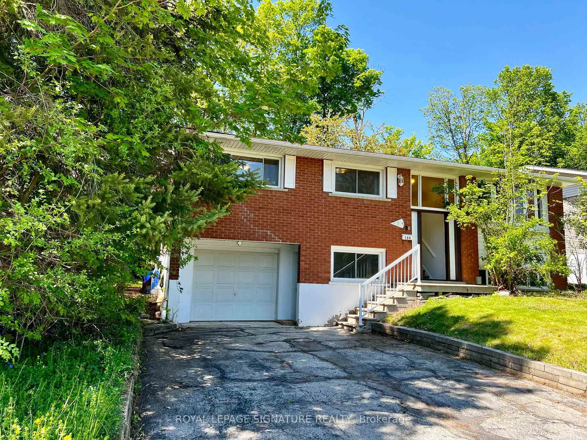 Photo 2 of 194 Cedarbrae Avenue, Waterloo — HOMEH
