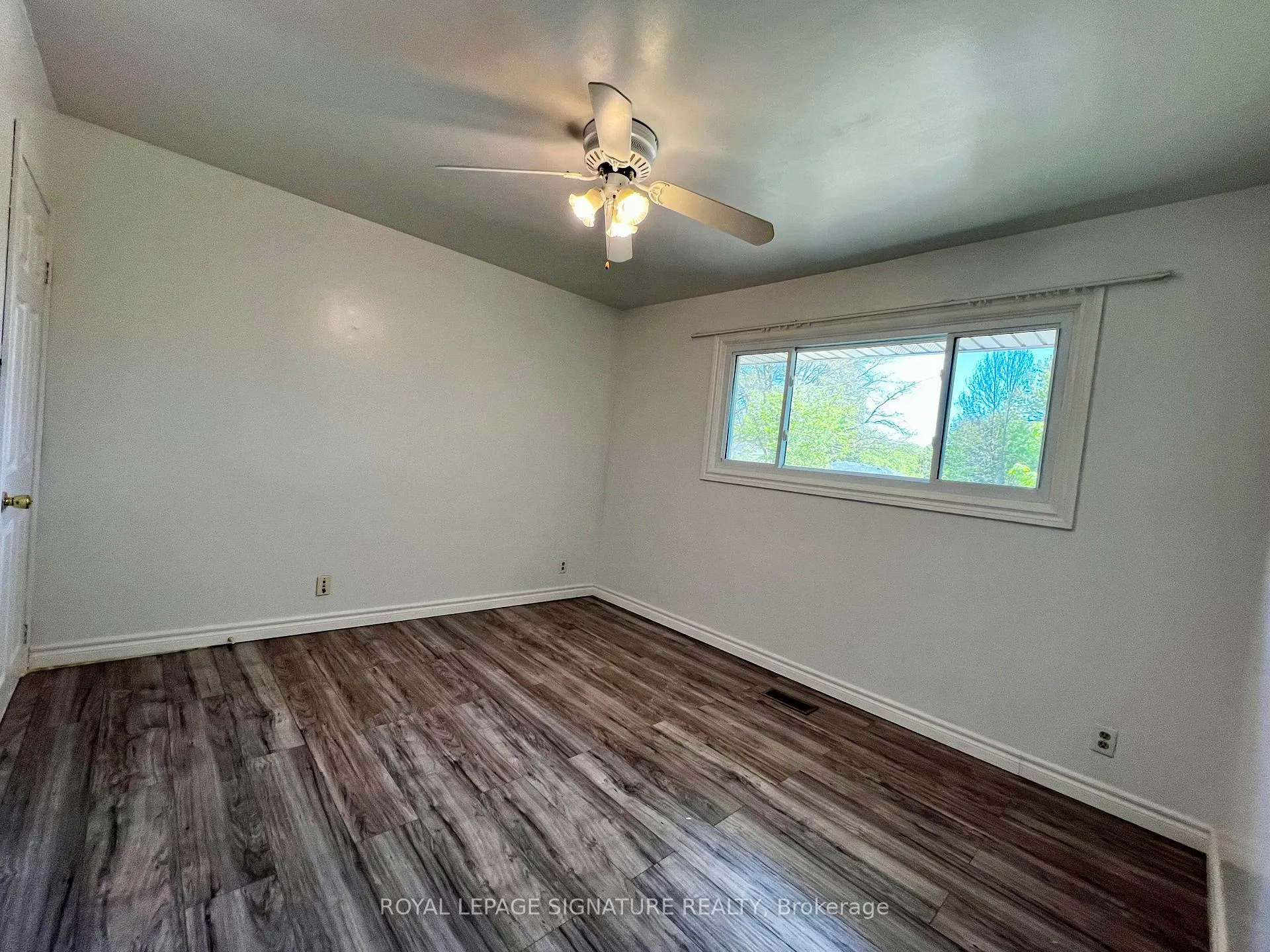 Photo 9 of 194 Cedarbrae Avenue, Waterloo — HOMEH