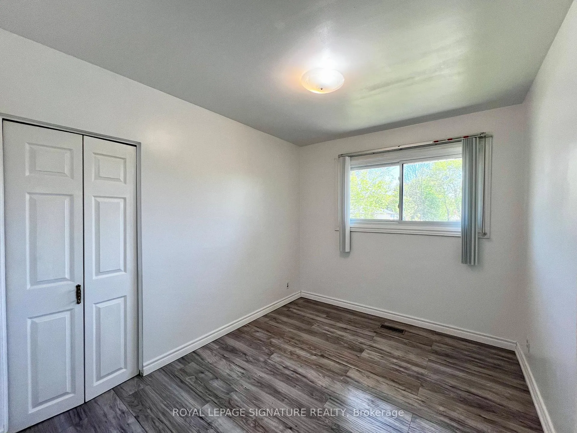 Photo 13 of 194 Cedarbrae Avenue, Waterloo — HOMEH