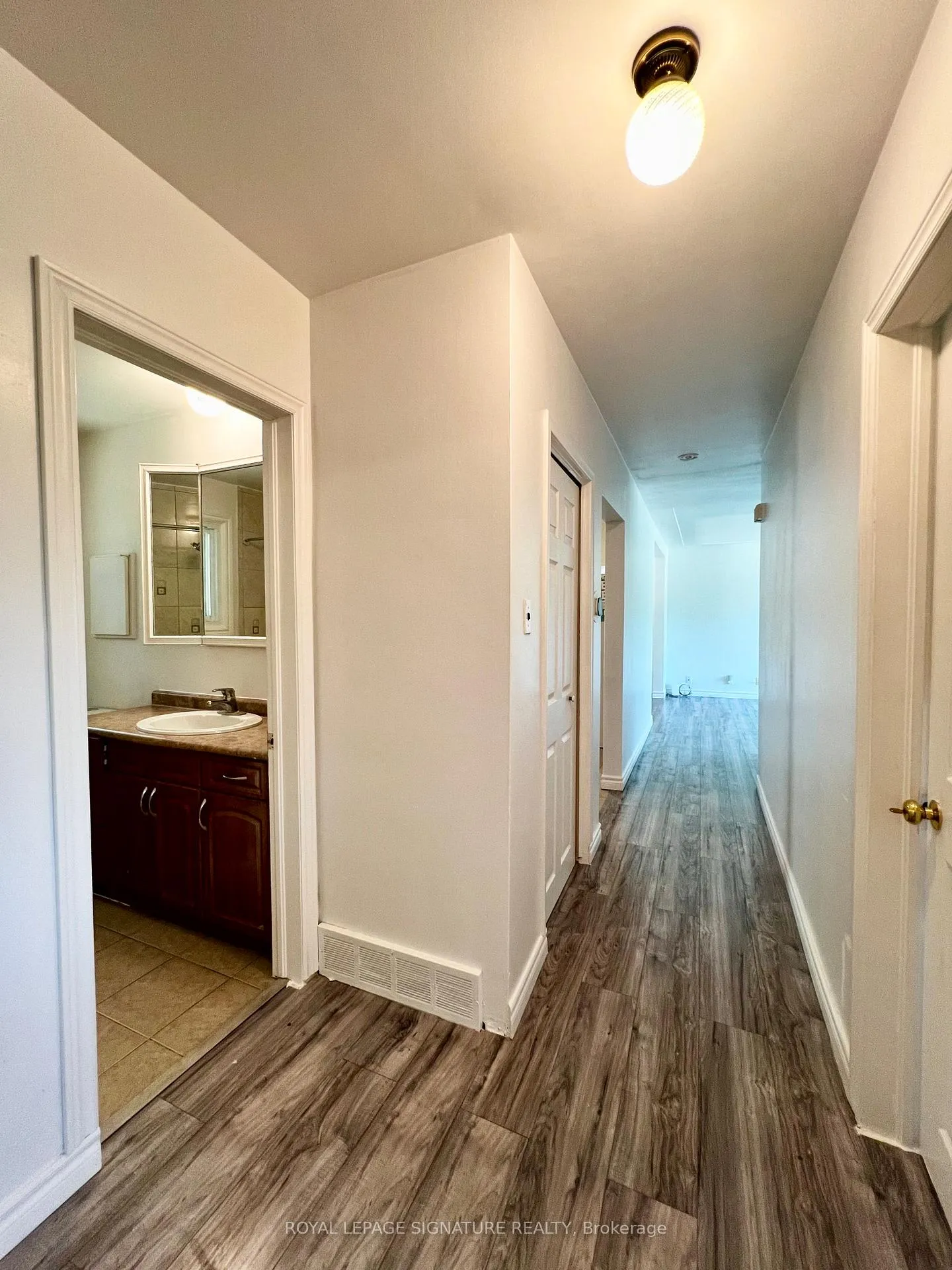 Photo 15 of 194 Cedarbrae Avenue, Waterloo — HOMEH
