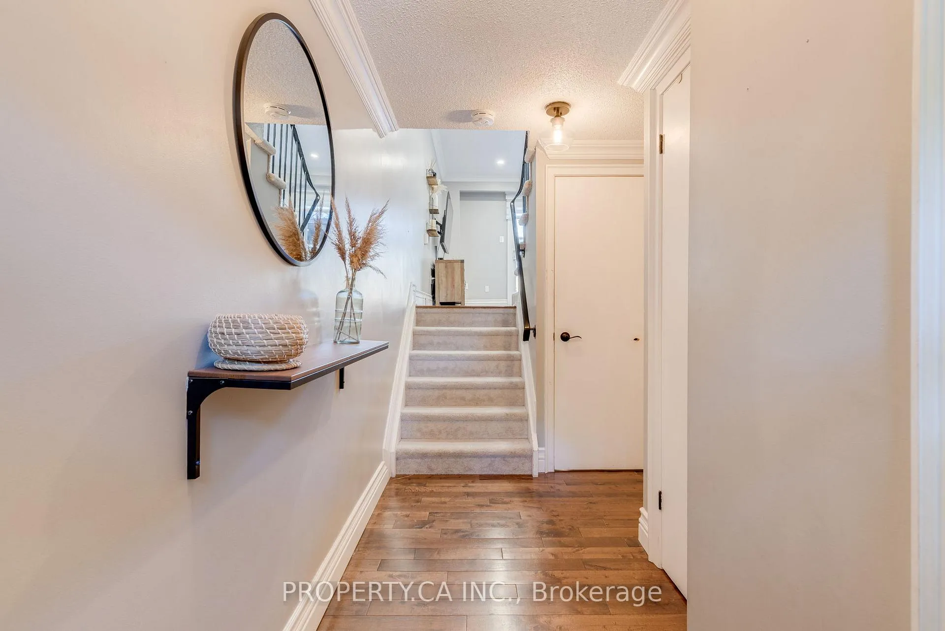 Photo 3 of Unit 45, 235 Bronte Street S, Milton, Old Milton — HOMEH