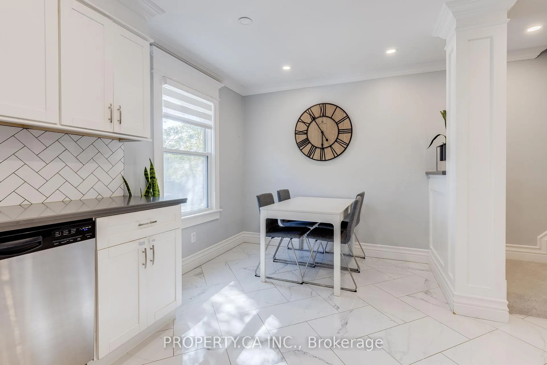 Photo 10 of Unit 45, 235 Bronte Street S, Milton, Old Milton — HOMEH