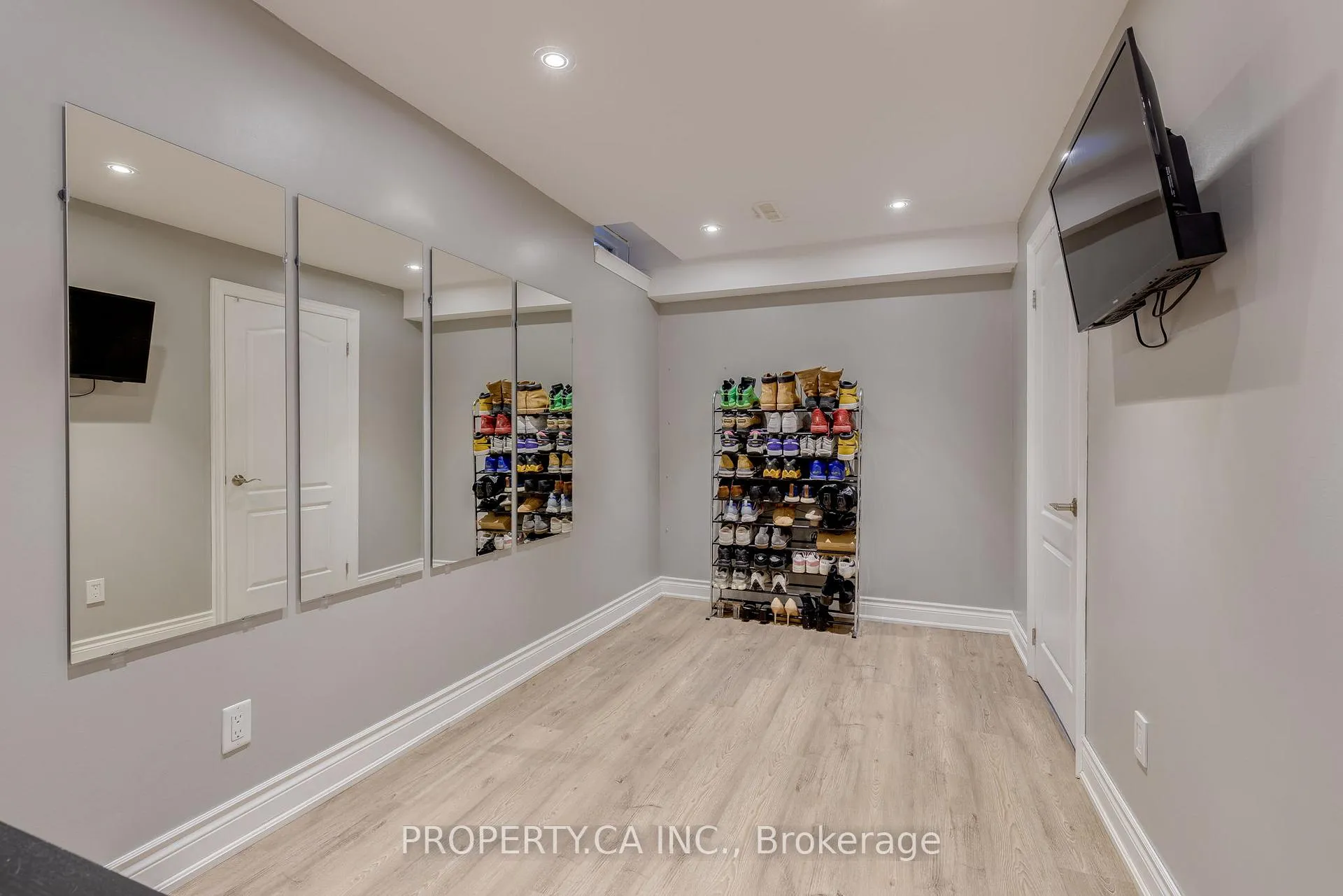 Photo 22 of Unit 45, 235 Bronte Street S, Milton, Old Milton — HOMEH