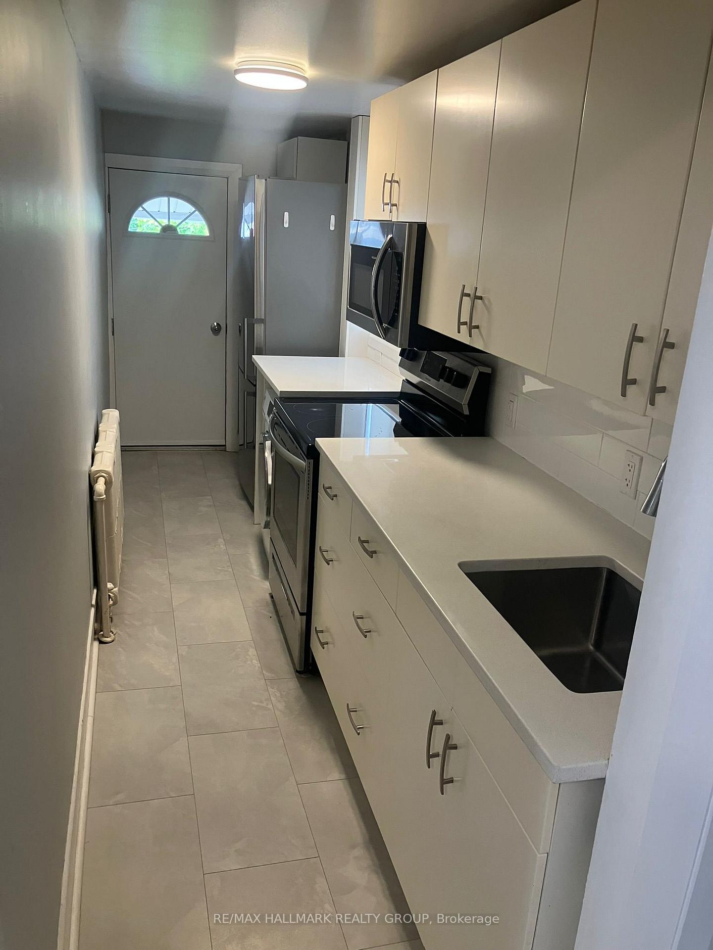 Photo 2 of Unit A, 45 St Andrew Street, Ottawa, Lower Town/Byward Market — HOMEH