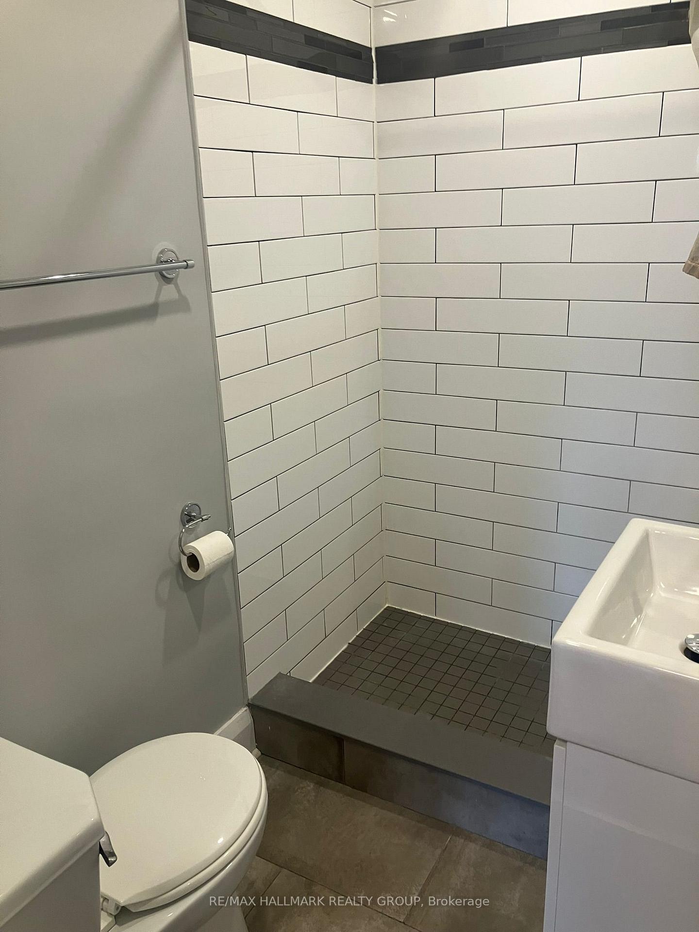 Photo 13 of Unit A, 45 St Andrew Street, Ottawa, Lower Town/Byward Market — HOMEH