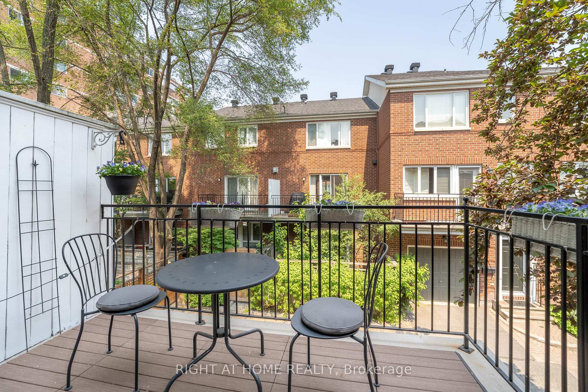 Photo 12 of 8 Turgeon Private, Ottawa, Lower Town — HOMEH