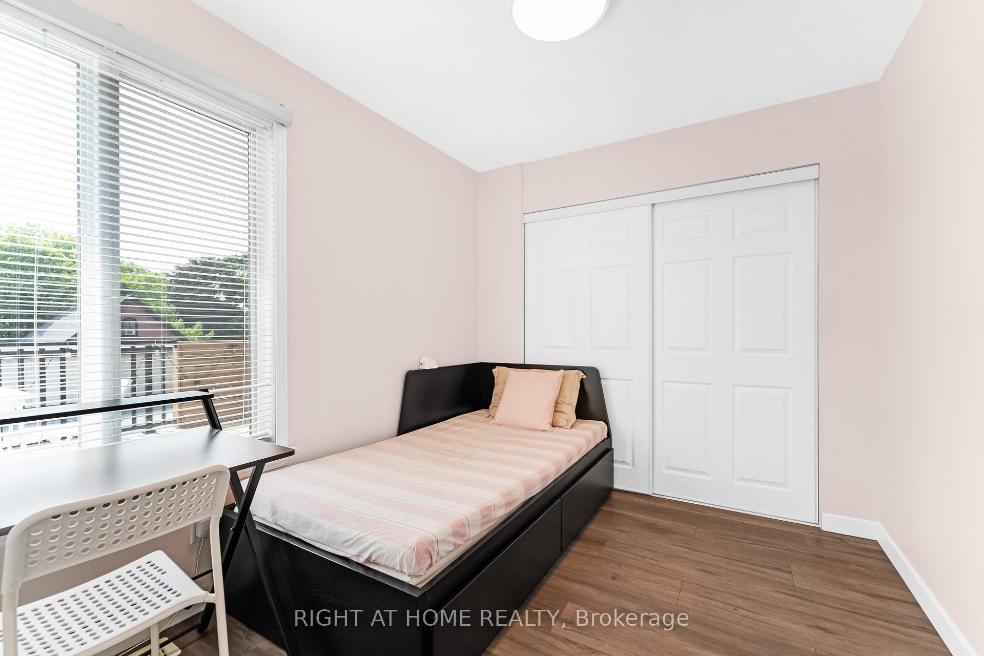 Photo 14 of 8 Turgeon Private, Ottawa, Lower Town — HOMEH