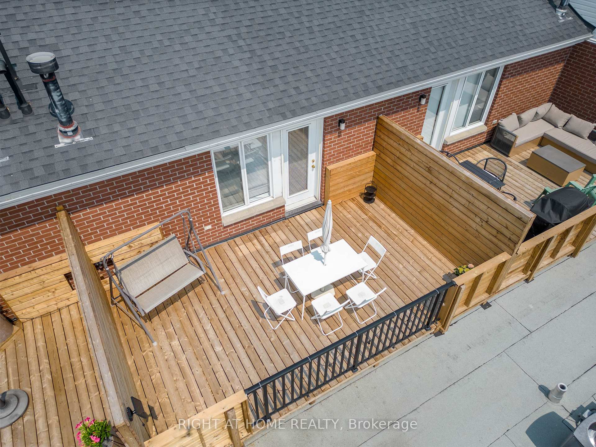 Photo 19 of 8 Turgeon Private, Ottawa, Lower Town — HOMEH