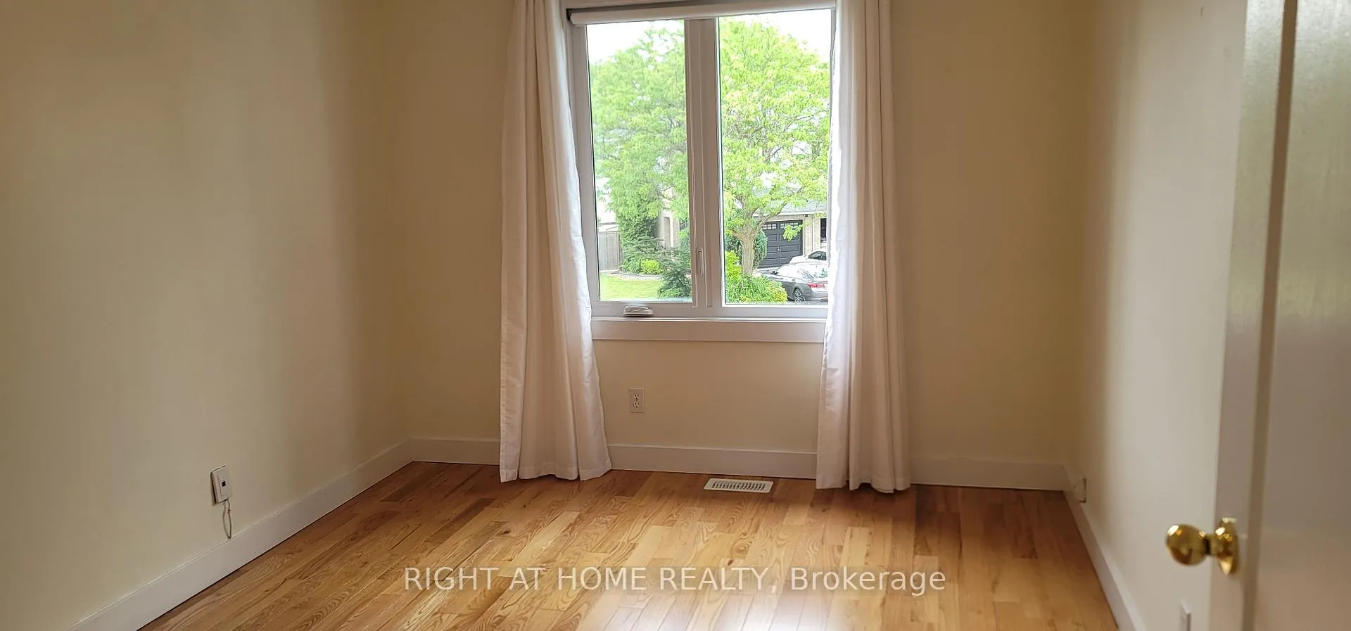 Photo 27 of 7 Covington Place, Ottawa, Centrepointe — HOMEH