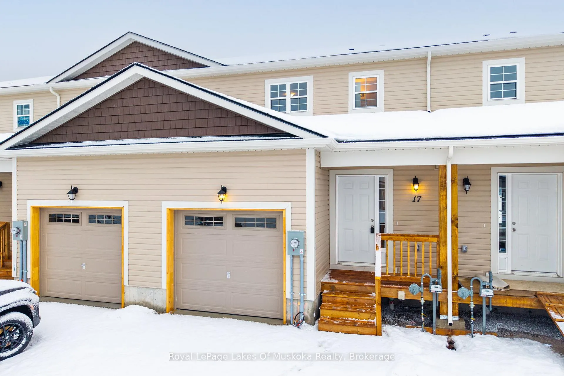 Front of 17 Mcconnell Crescent