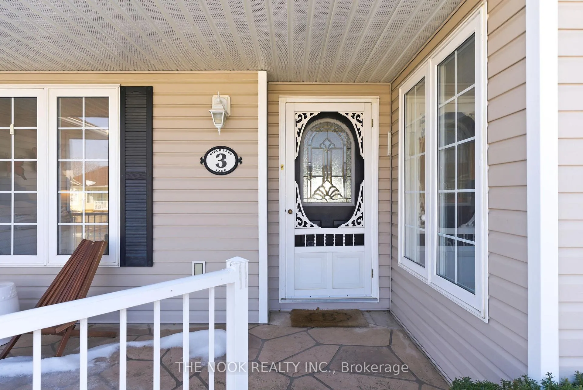 Photo 4 of 3 Birch Tree Lane, Clarington, Bowmanville — HOMEH