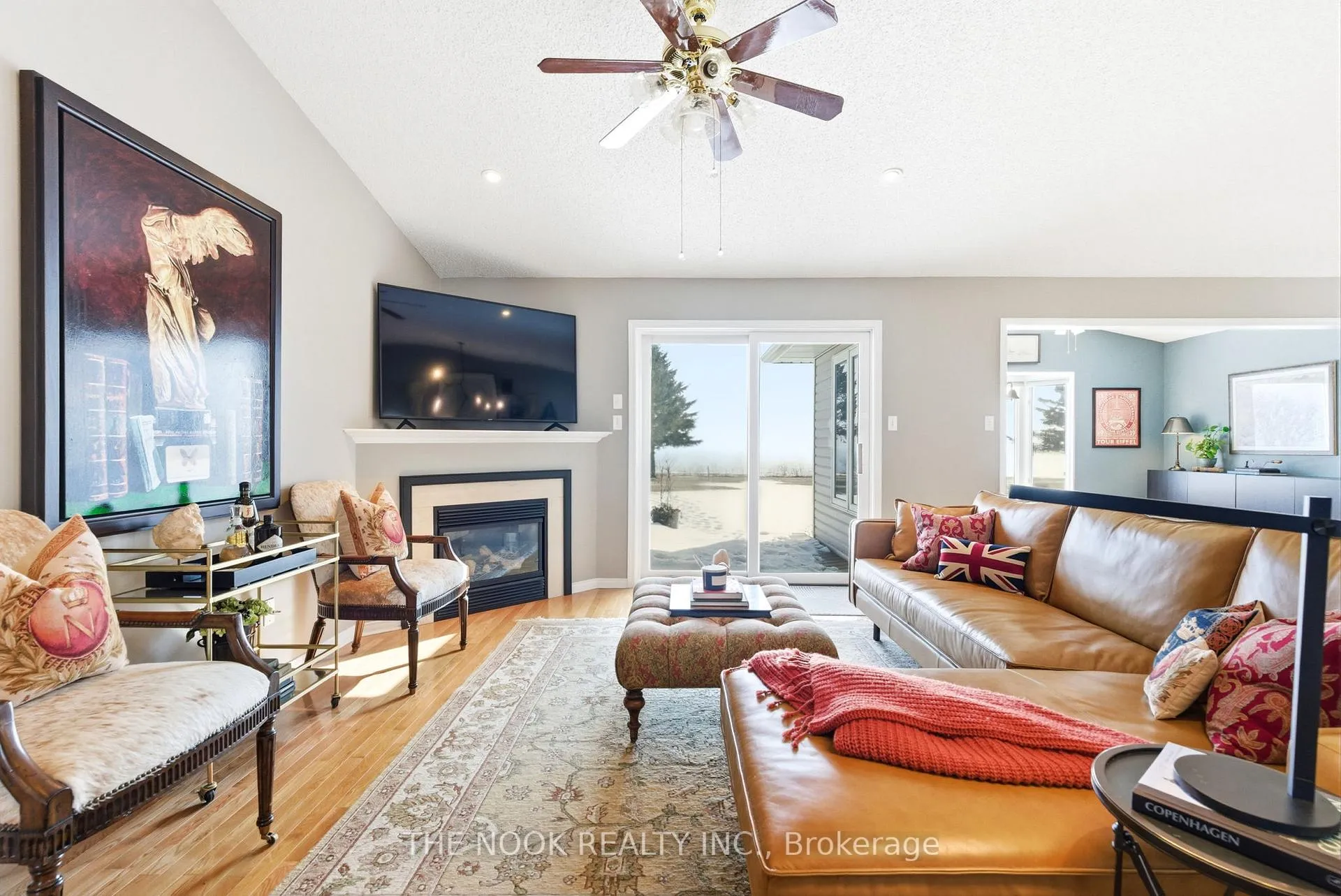 Photo 7 of 3 Birch Tree Lane, Clarington, Bowmanville — HOMEH