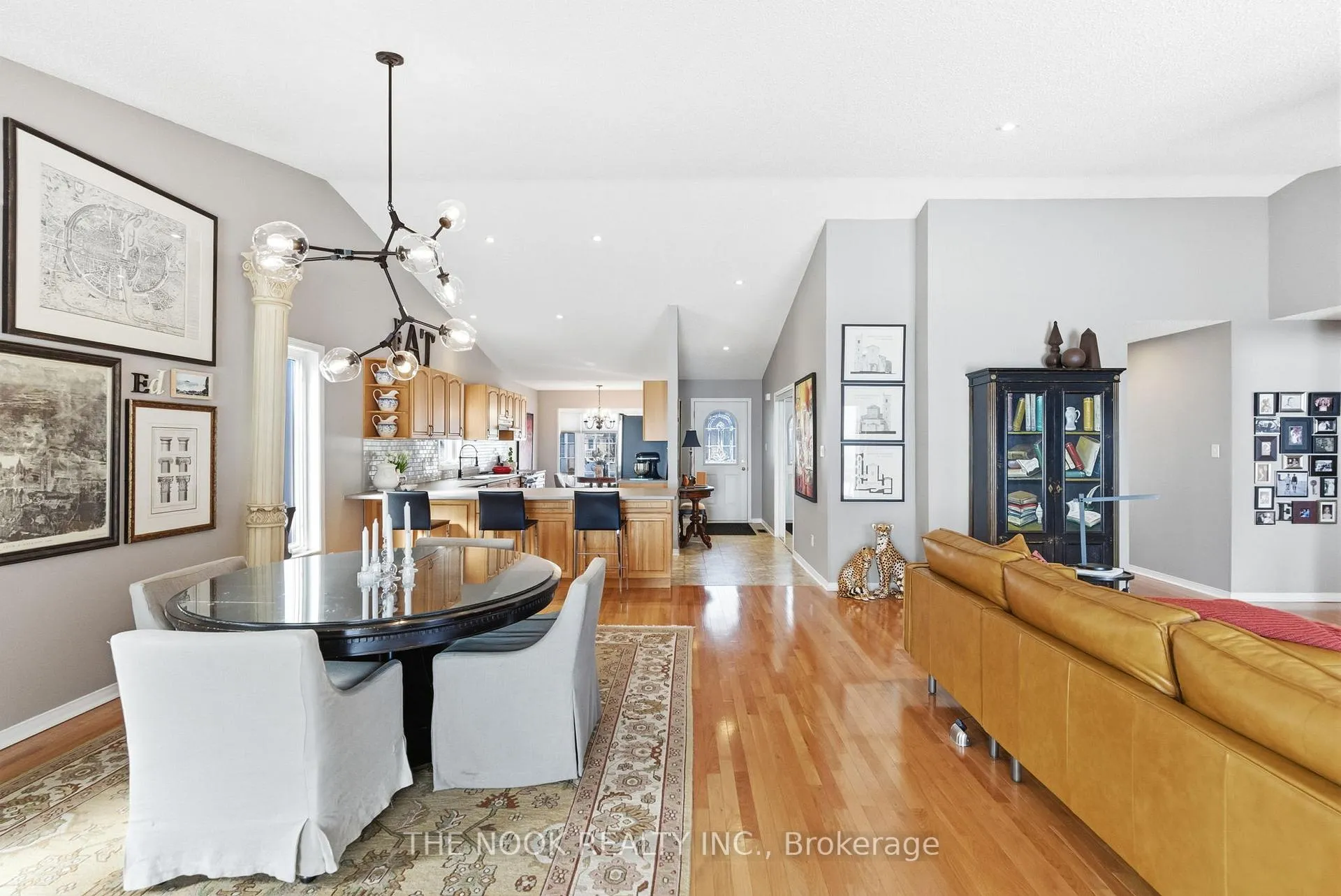 Photo 9 of 3 Birch Tree Lane, Clarington, Bowmanville — HOMEH