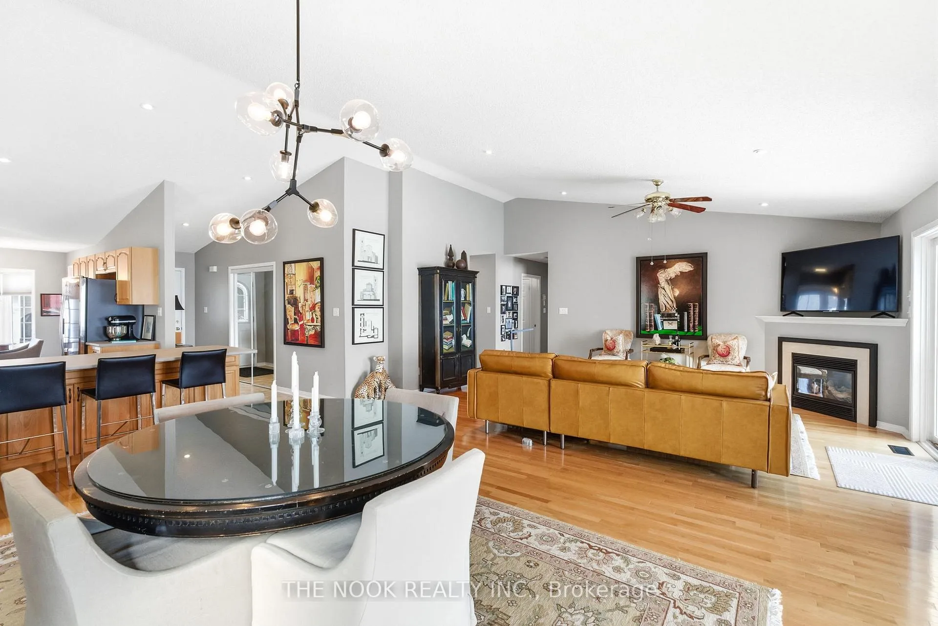 Photo 15 of 3 Birch Tree Lane, Clarington, Bowmanville — HOMEH