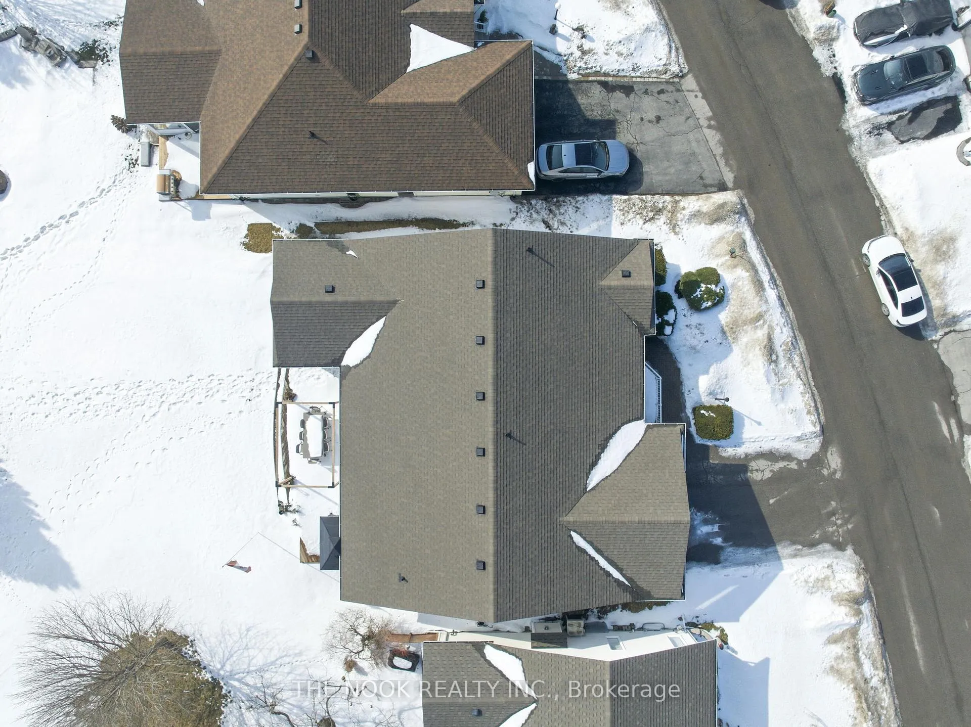 Photo 41 of 3 Birch Tree Lane, Clarington, Bowmanville — HOMEH