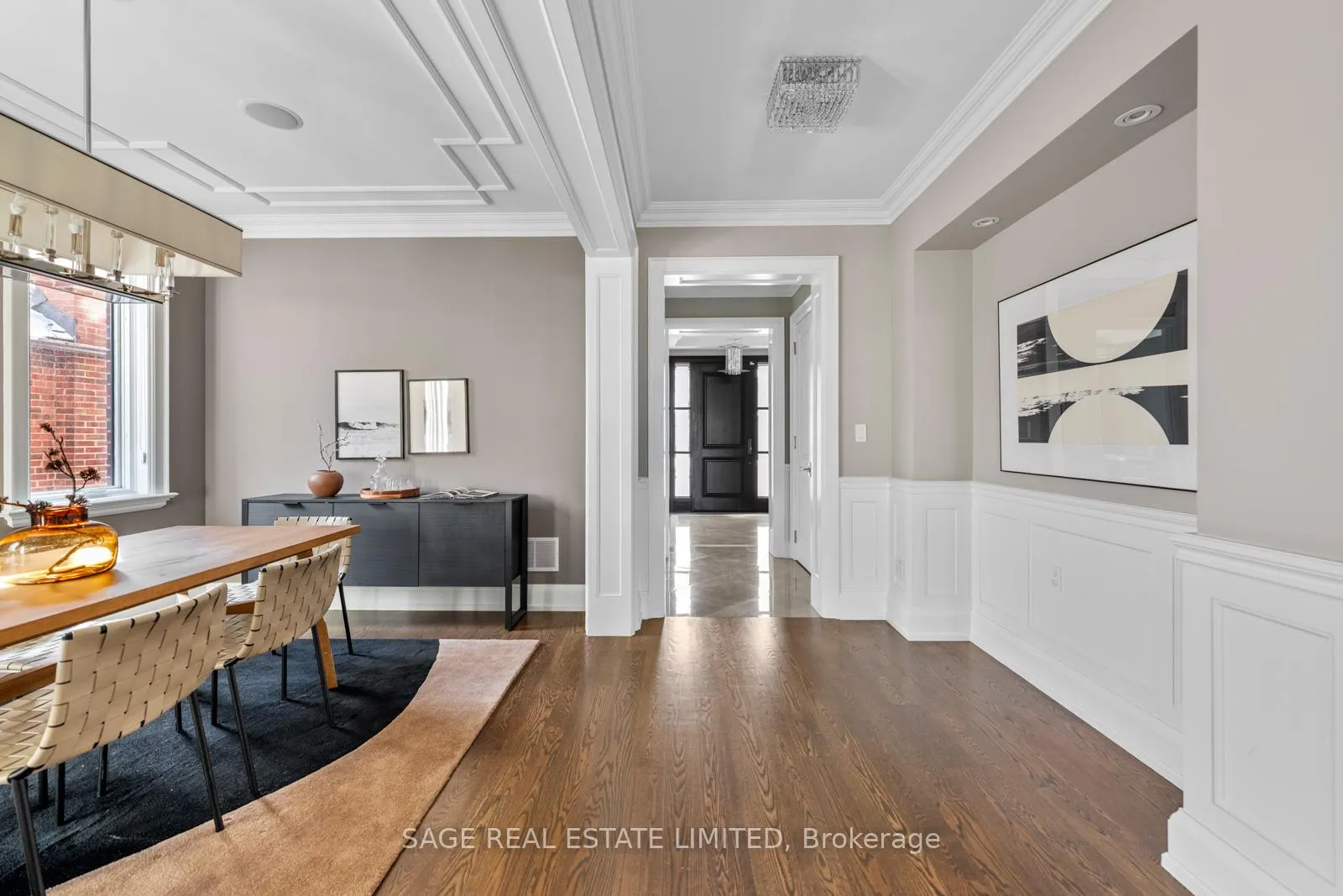 Photo 7 of 925 Royal York Road, Etobicoke, Stonegate-Queensway — HOMEH