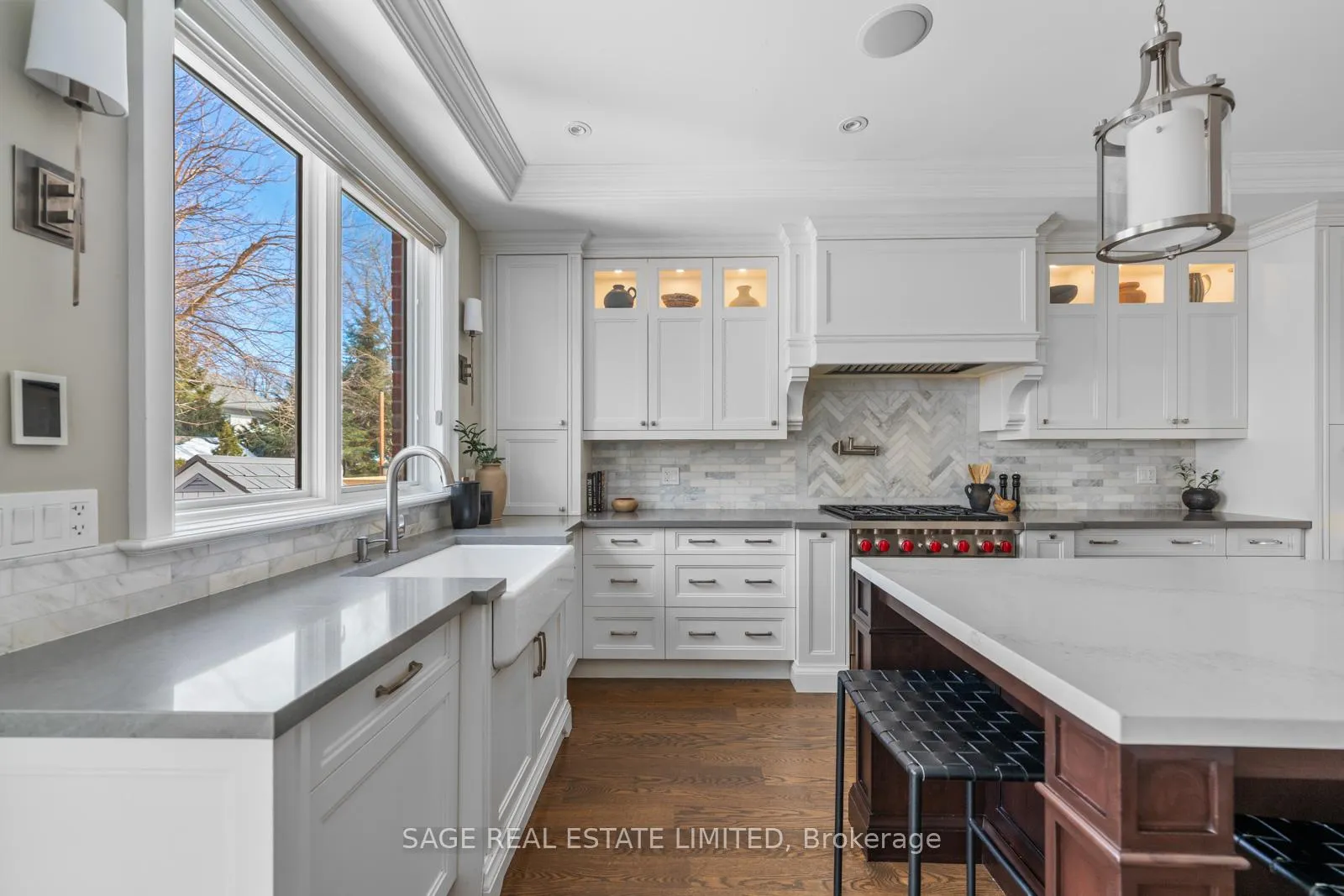 Photo 14 of 925 Royal York Road, Etobicoke, Stonegate-Queensway — HOMEH