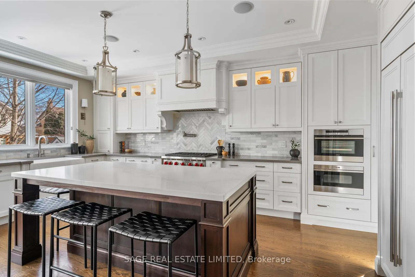 Photo 15 of 925 Royal York Road, Etobicoke, Stonegate-Queensway — HOMEH