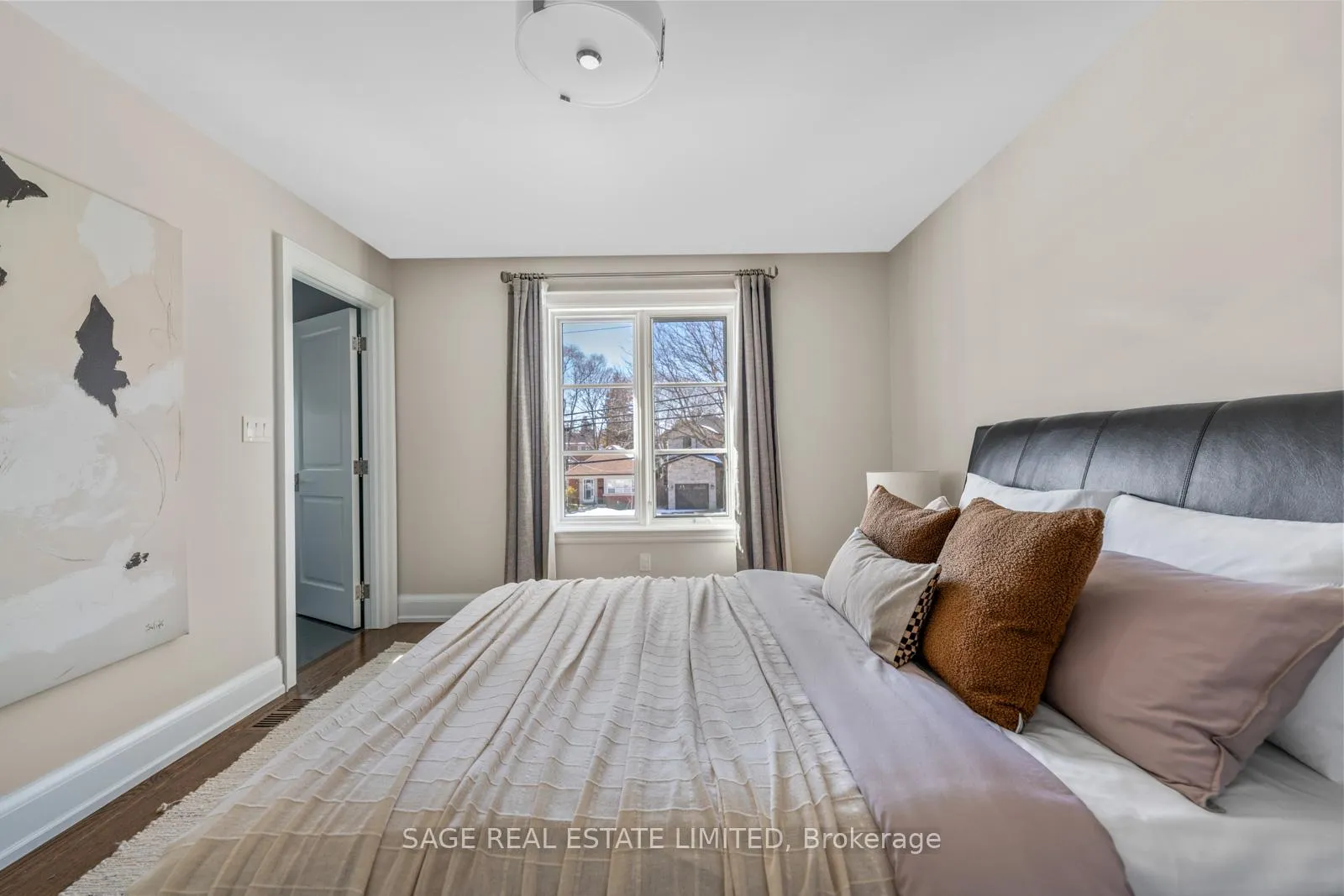 Photo 29 of 925 Royal York Road, Etobicoke, Stonegate-Queensway — HOMEH