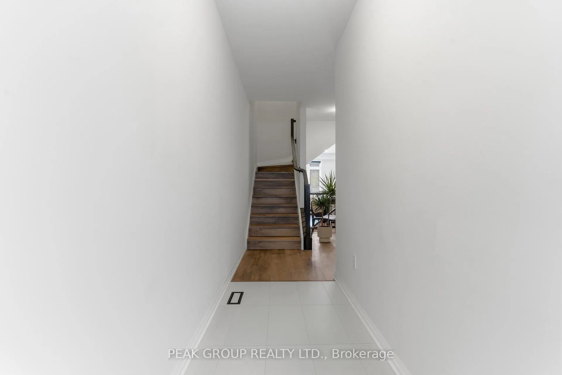 Photo 5 of Unit 83, 4552 Portage Road, Niagara Falls, Cherrywood — HOMEH