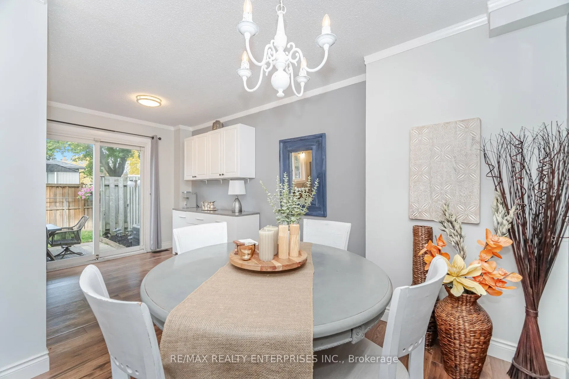 Photo 4 of Unit 110, 371 Bronte Street S, Milton, Old Milton — HOMEH