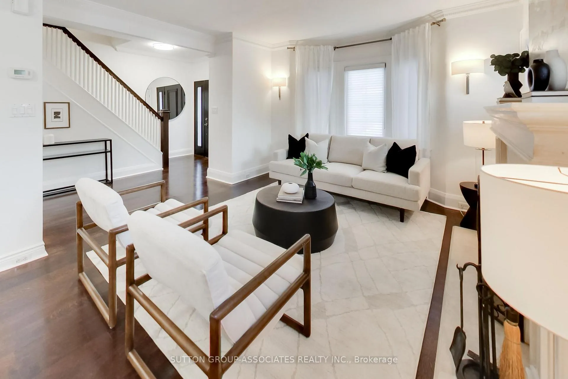 Photo 10 of 116 Maplewood Avenue, Toronto, Humewood-Cedarvale — HOMEH