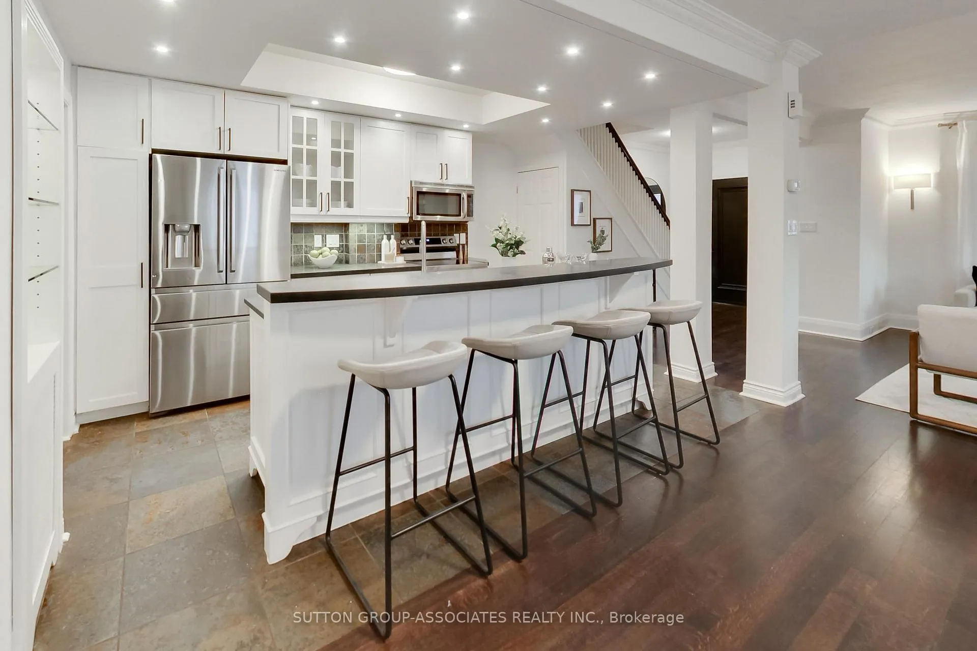 Photo 14 of 116 Maplewood Avenue, Toronto, Humewood-Cedarvale — HOMEH