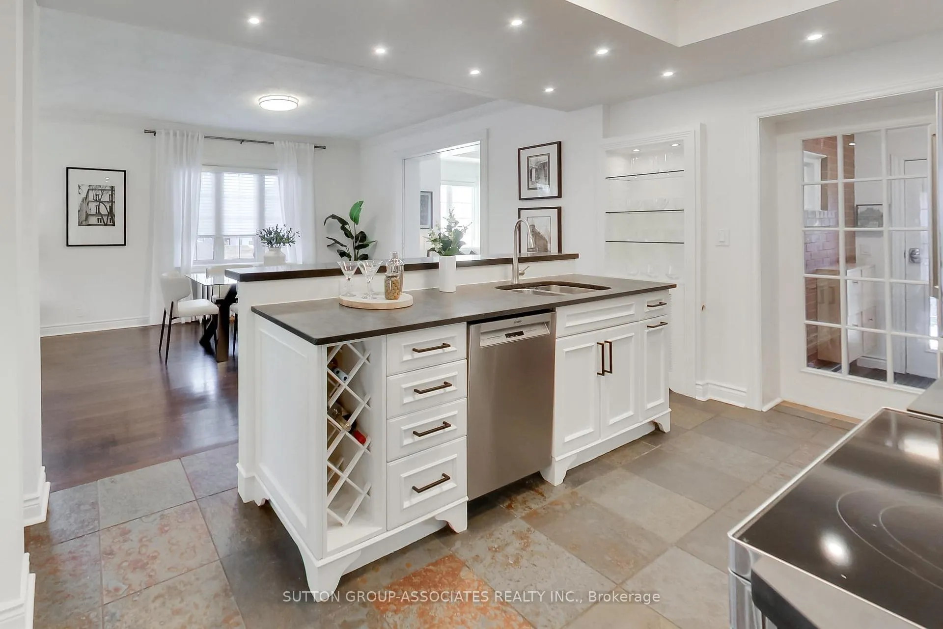 Photo 18 of 116 Maplewood Avenue, Toronto, Humewood-Cedarvale — HOMEH