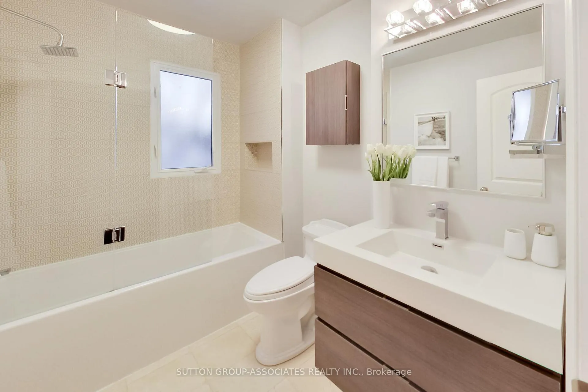 Photo 26 of 116 Maplewood Avenue, Toronto, Humewood-Cedarvale — HOMEH