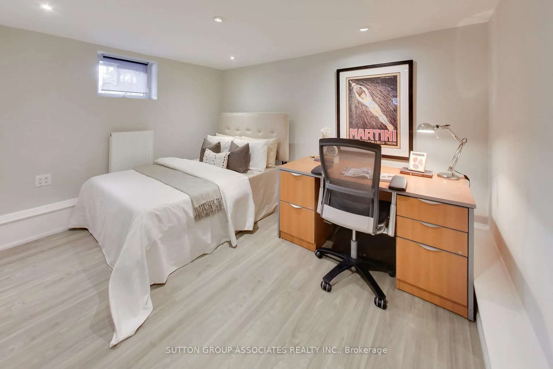 Photo 43 of 116 Maplewood Avenue, Toronto, Humewood-Cedarvale — HOMEH