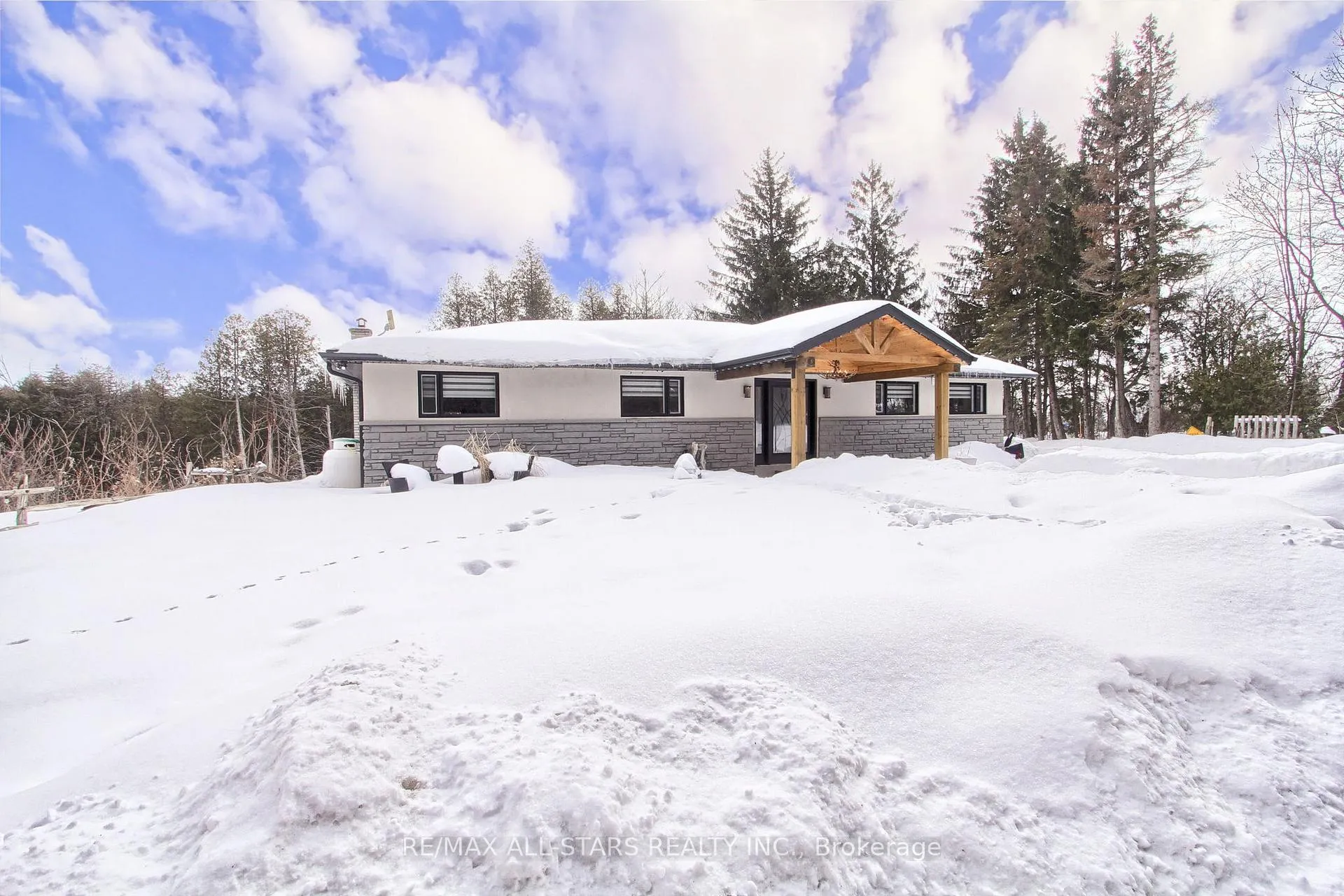 Front of 215 Uxbridge Pickering Townline