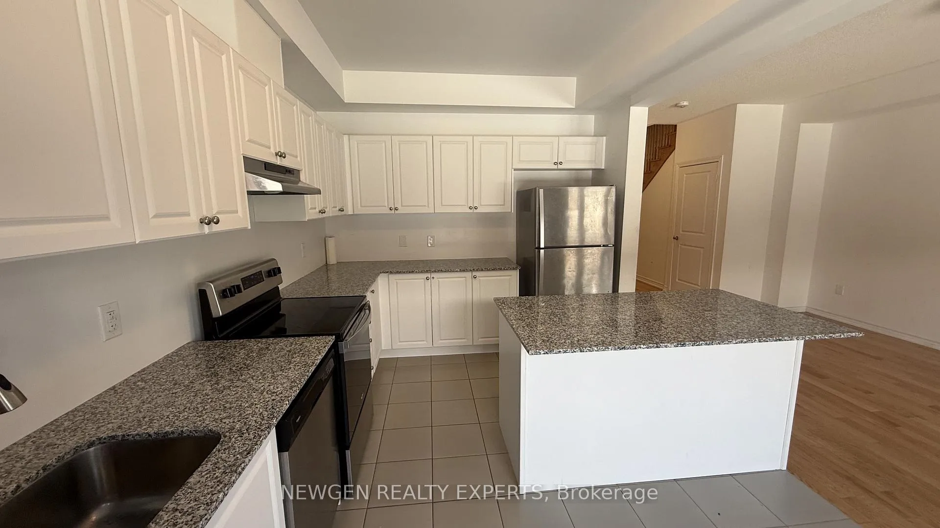Photo 9 of 33 Mackenzie Street, Southgate — HOMEH