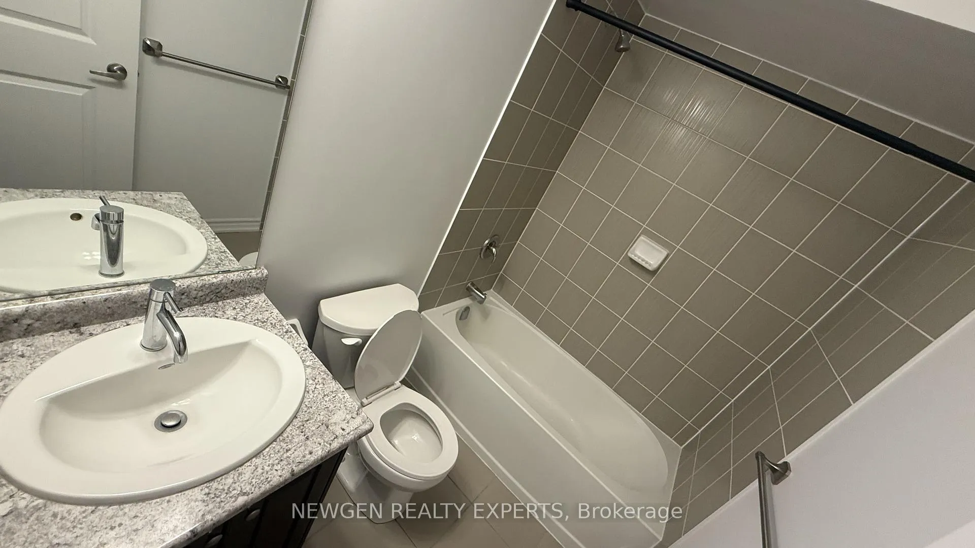 Photo 10 of 33 Mackenzie Street, Southgate — HOMEH