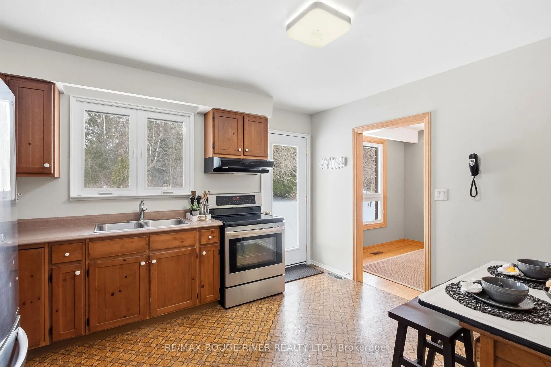 Photo 15 of 1020 Elgin Street E, Cobourg — HOMEH