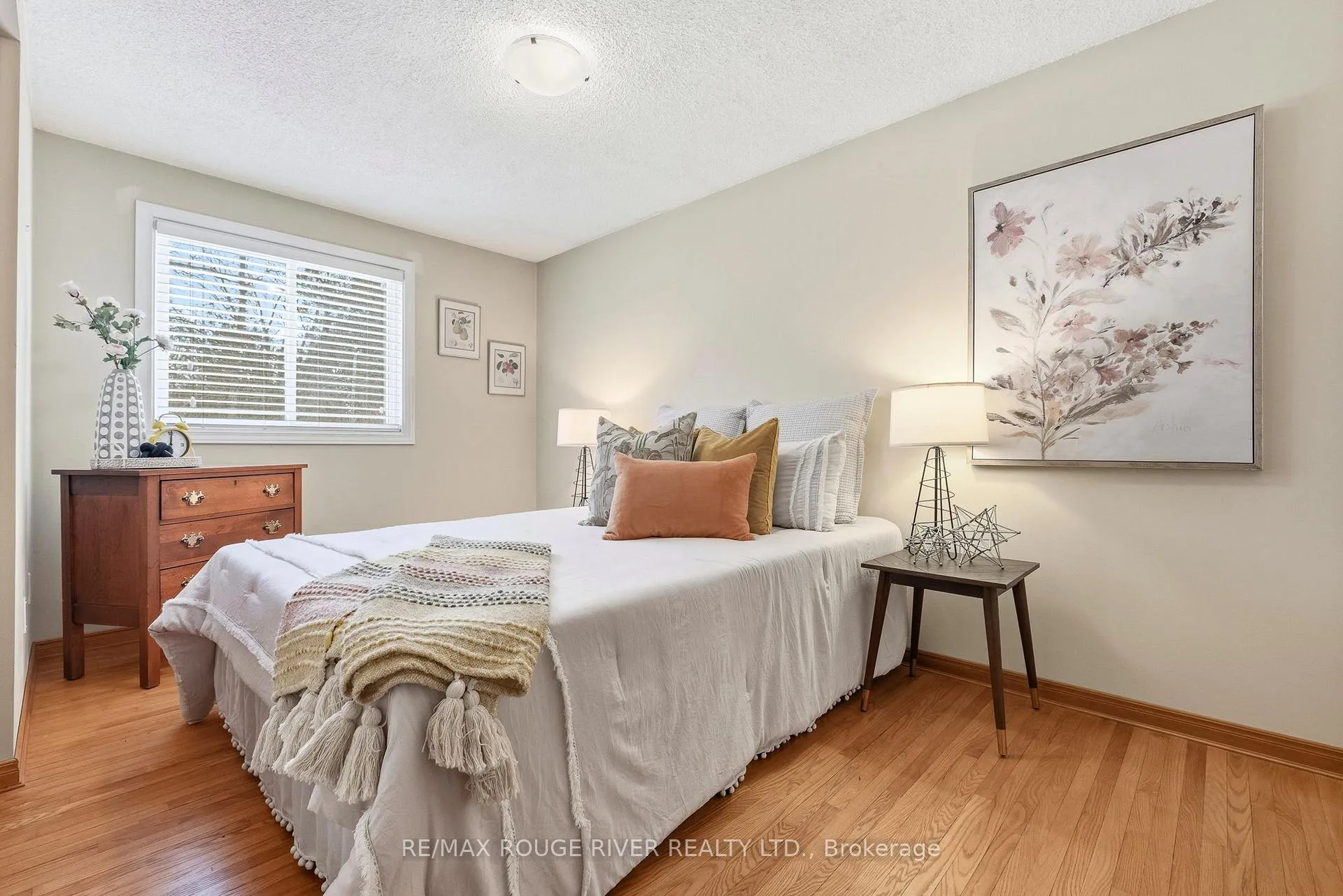 Photo 21 of 1020 Elgin Street E, Cobourg — HOMEH
