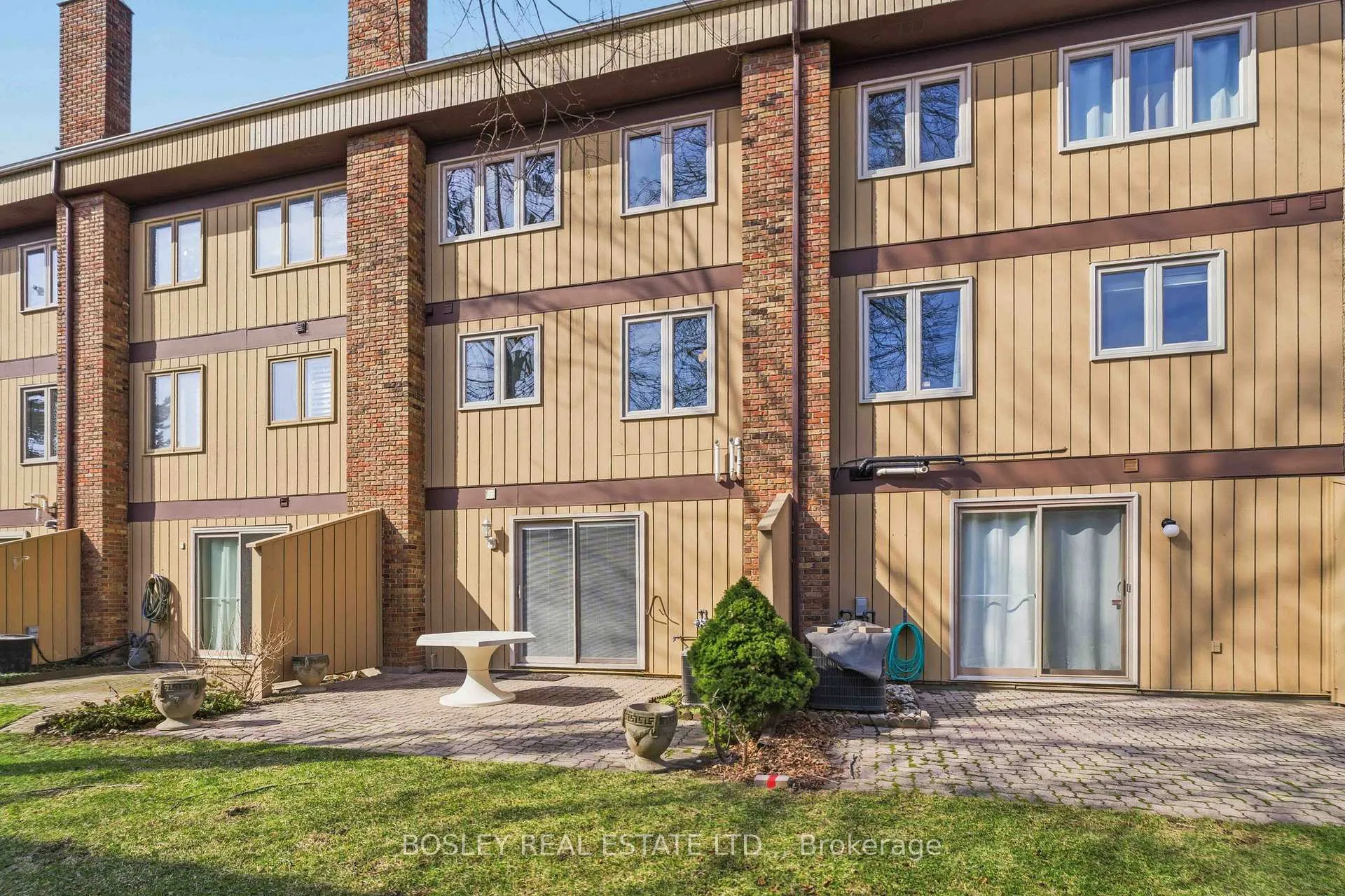 Photo 32 of Unit 36, 178 Scott Street, St. Catharines, Fairview — HOMEH