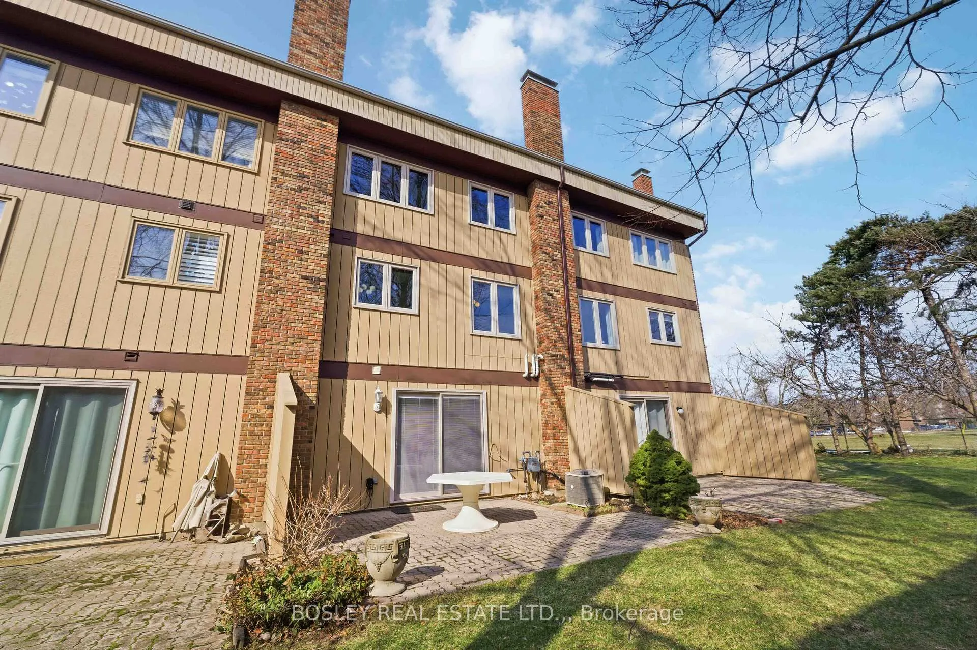 Photo 34 of Unit 36, 178 Scott Street, St. Catharines, Fairview — HOMEH