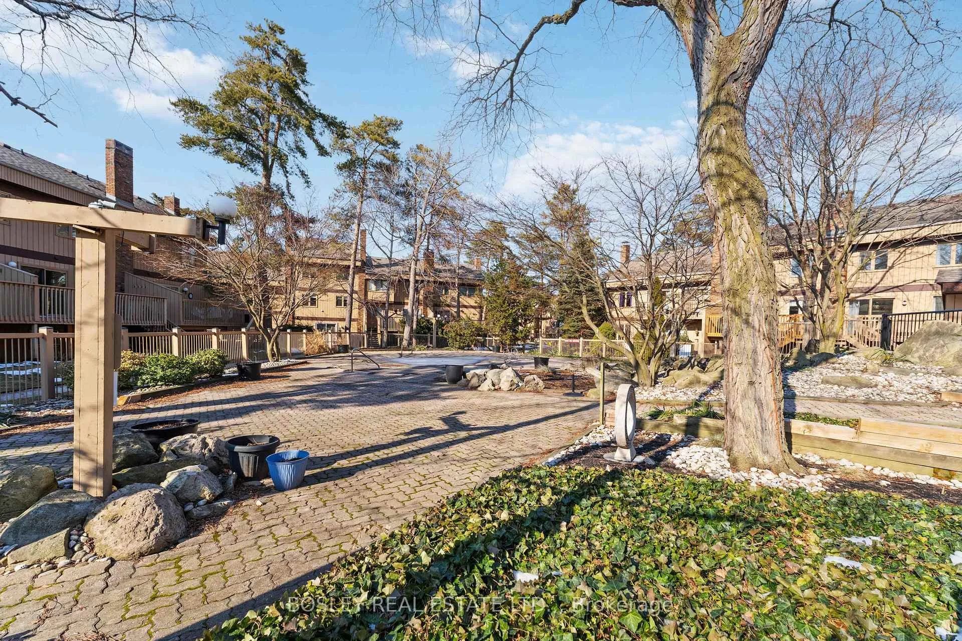 Photo 38 of Unit 36, 178 Scott Street, St. Catharines, Fairview — HOMEH